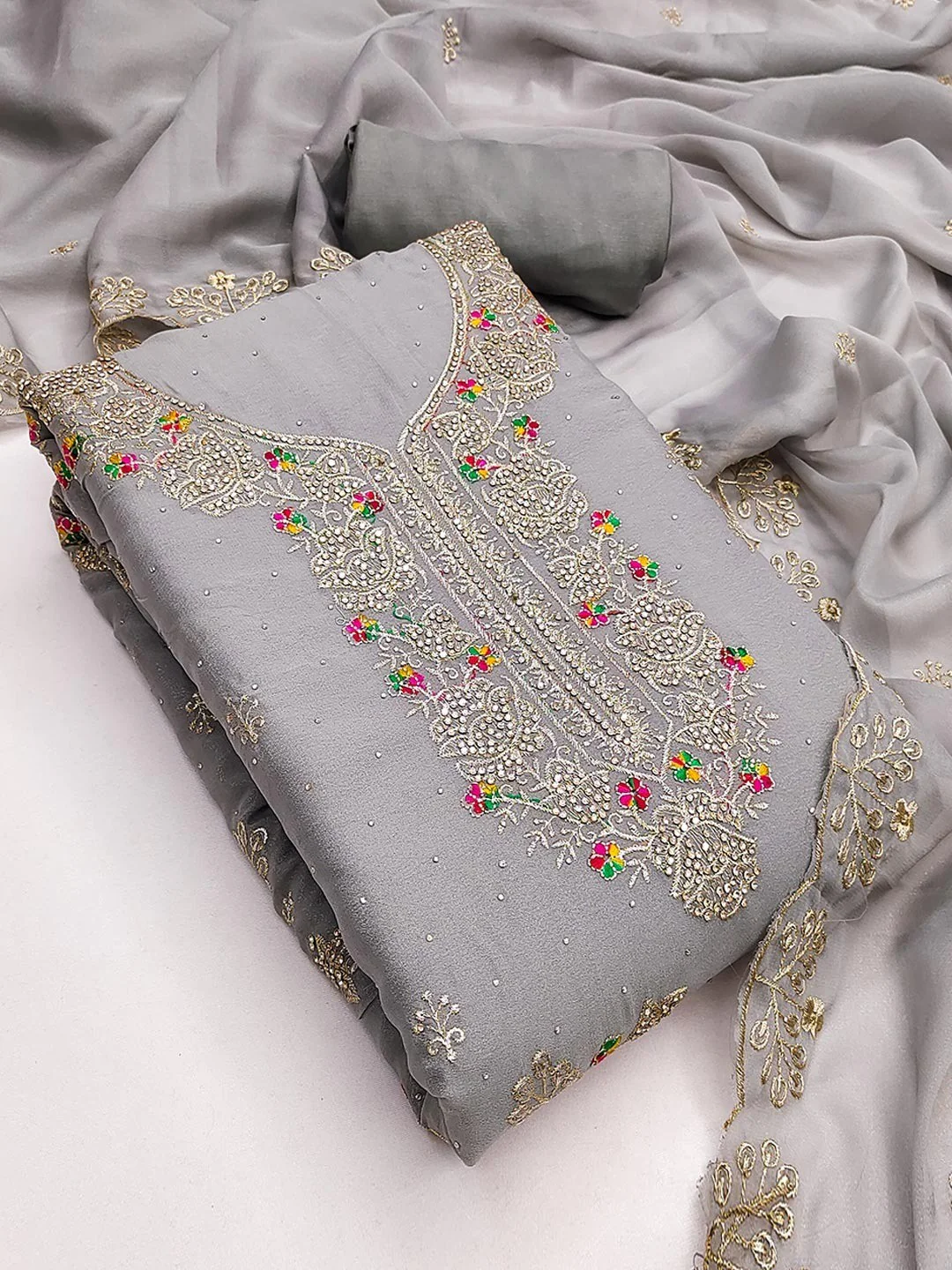 Grey Floral Embroidery Georgette Dress Material With Shimmering Zarkan & Diamond Accents - Image 4
