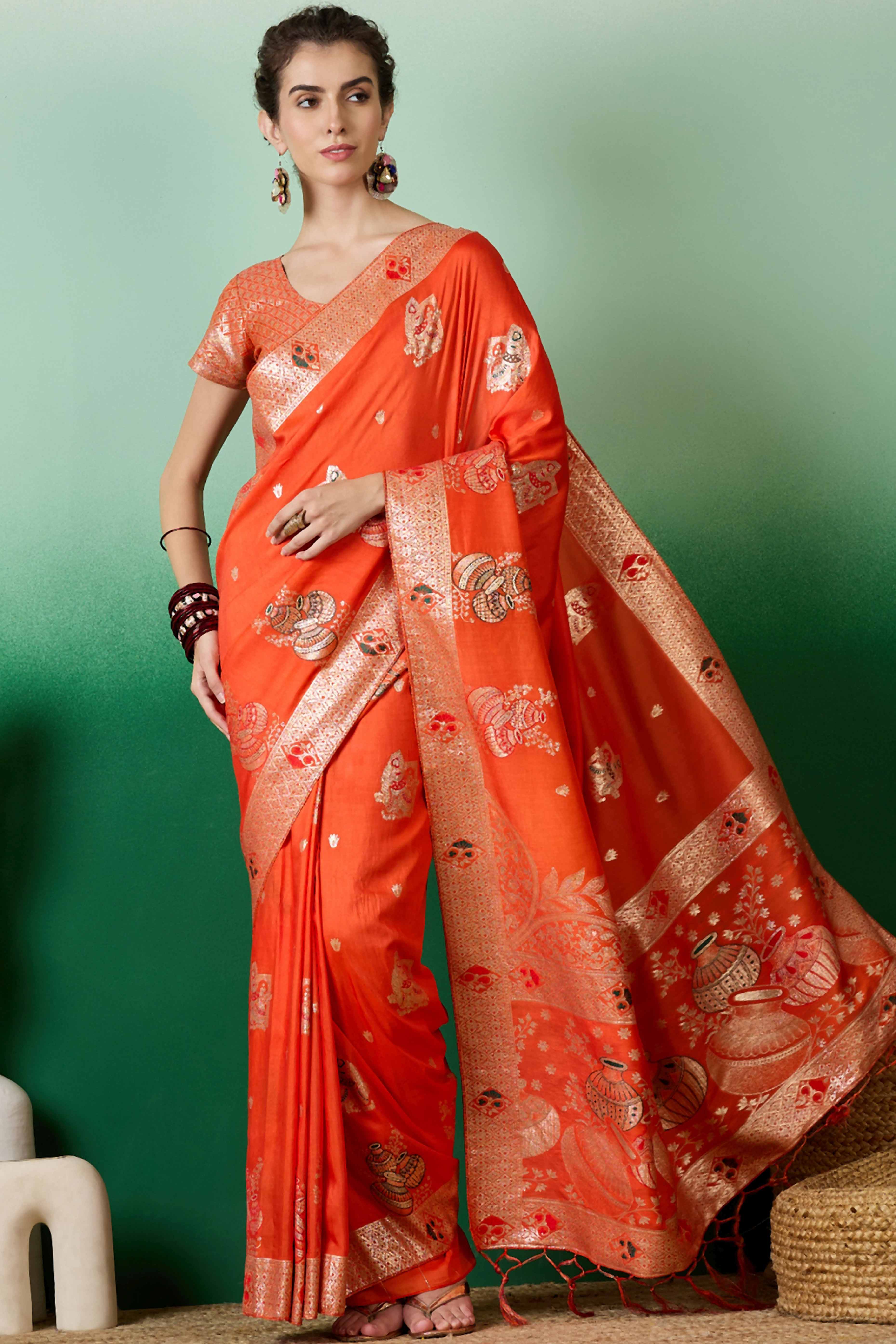 Orange Cotton Blend Saree Adorned With Floral Zari Weaving & Soft Tassel Accents - Image 3
