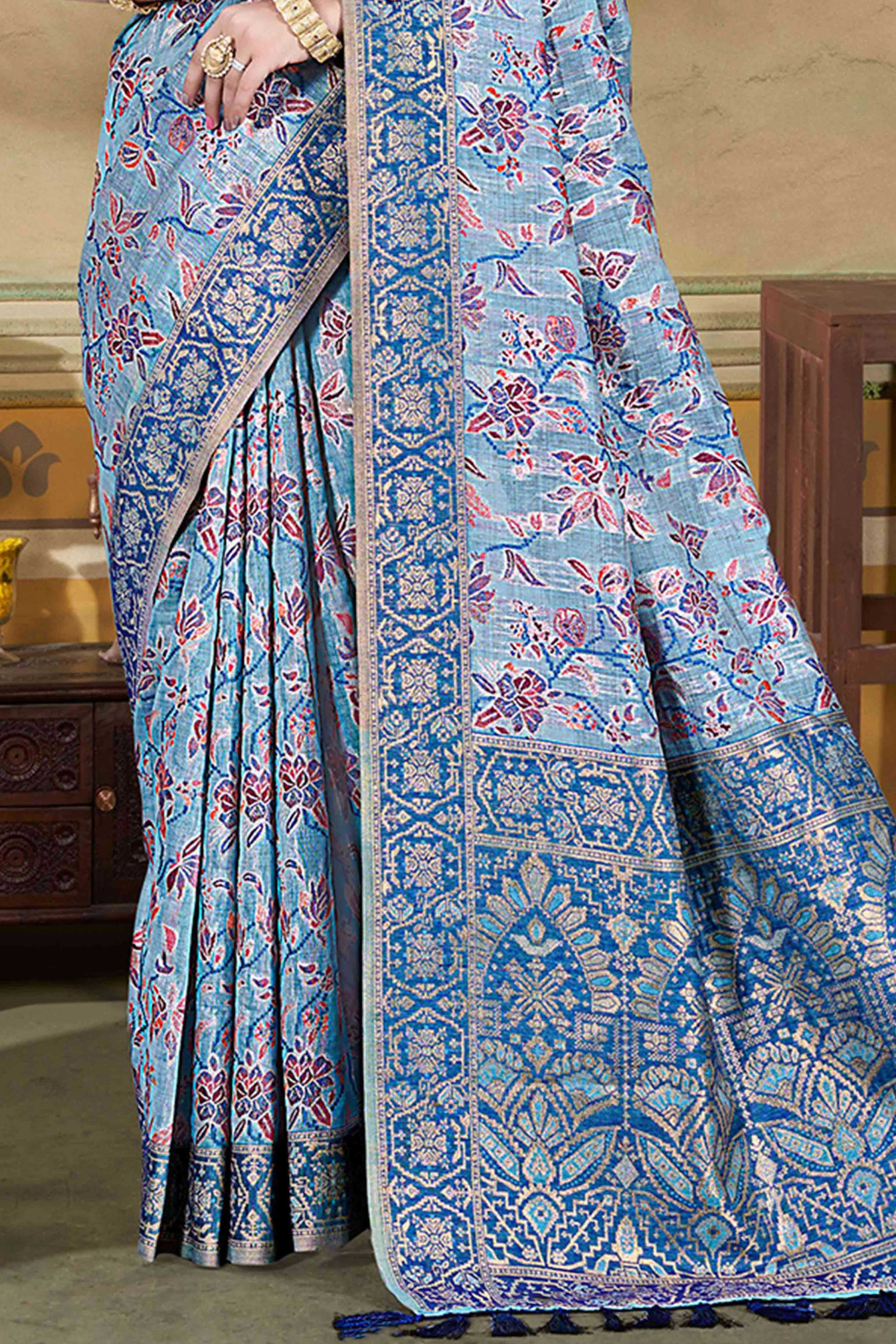 Alluring Blue Floral Zari Weaving Cotton Silk Saree With Graceful Tassel Pallu - Image 4