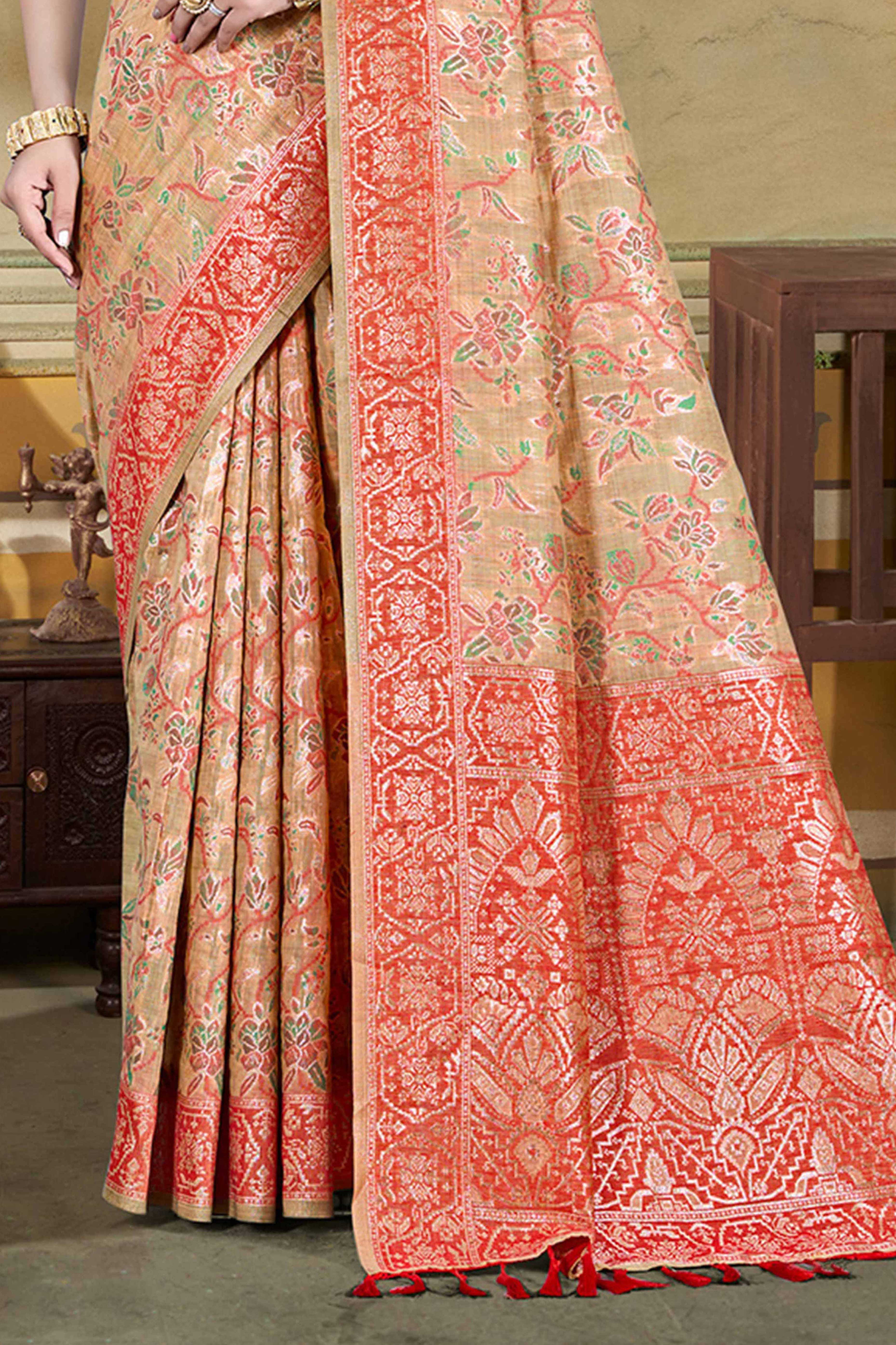 Alluring Light Peach Floral Zari Weaving Cotton Silk Saree With Graceful Tassel Pallu - Image 4