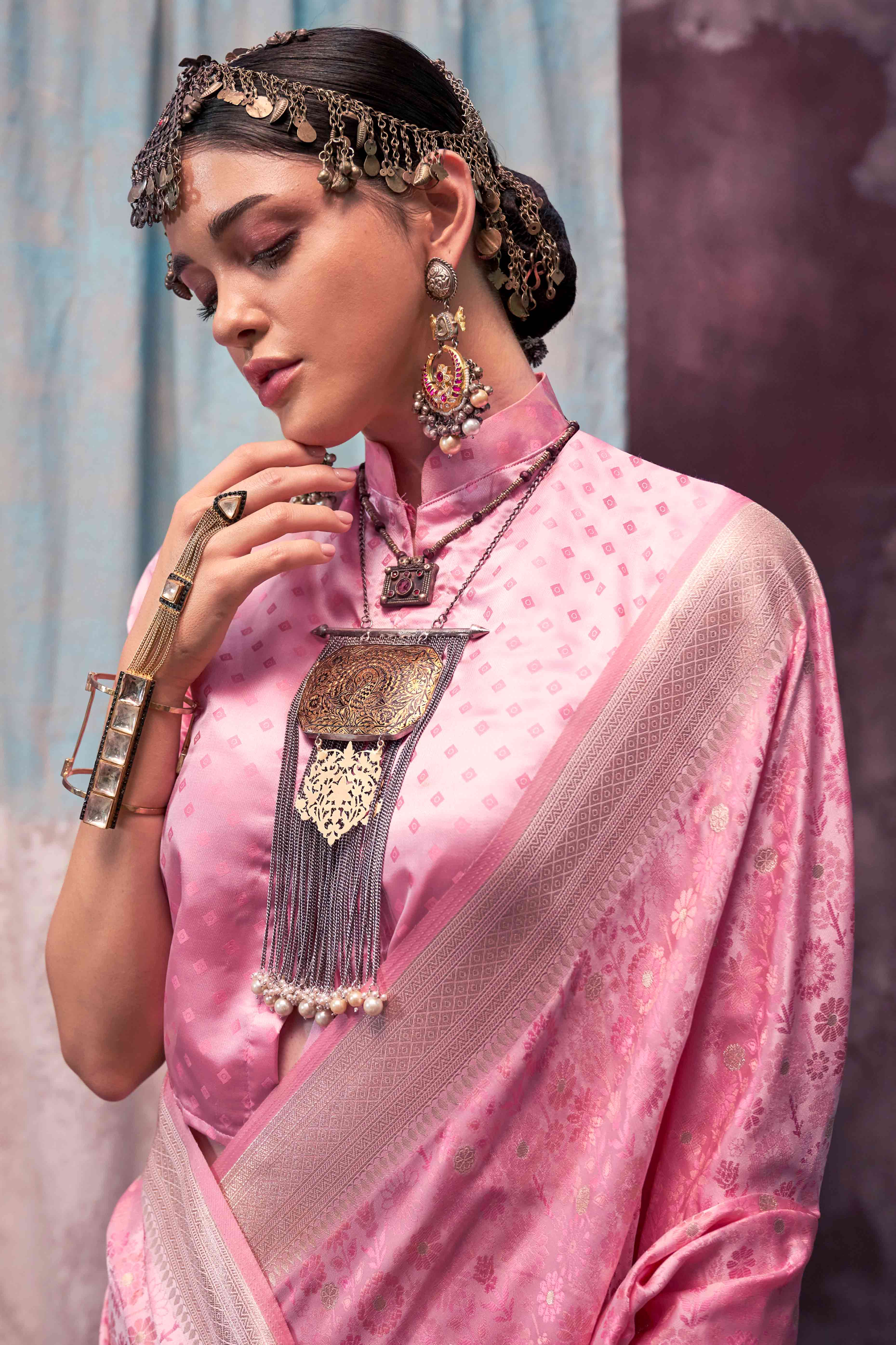 Baby Pink Handloom Woven Pure Satin Saree - Image 3