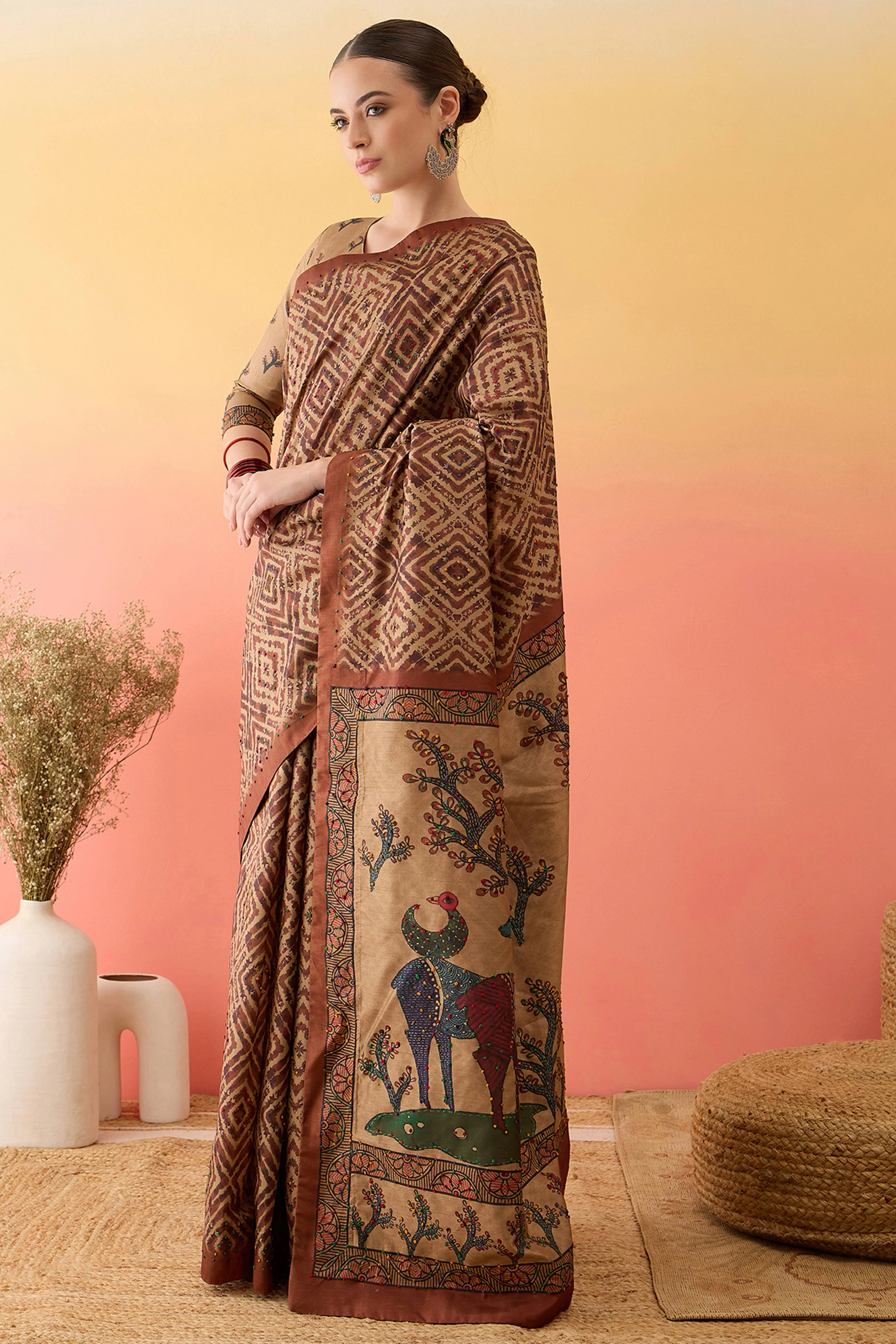 Beige Cotton Silk Saree Traditional Kalamkari Style Print Knot Work Ethnic Elegance - Image 4