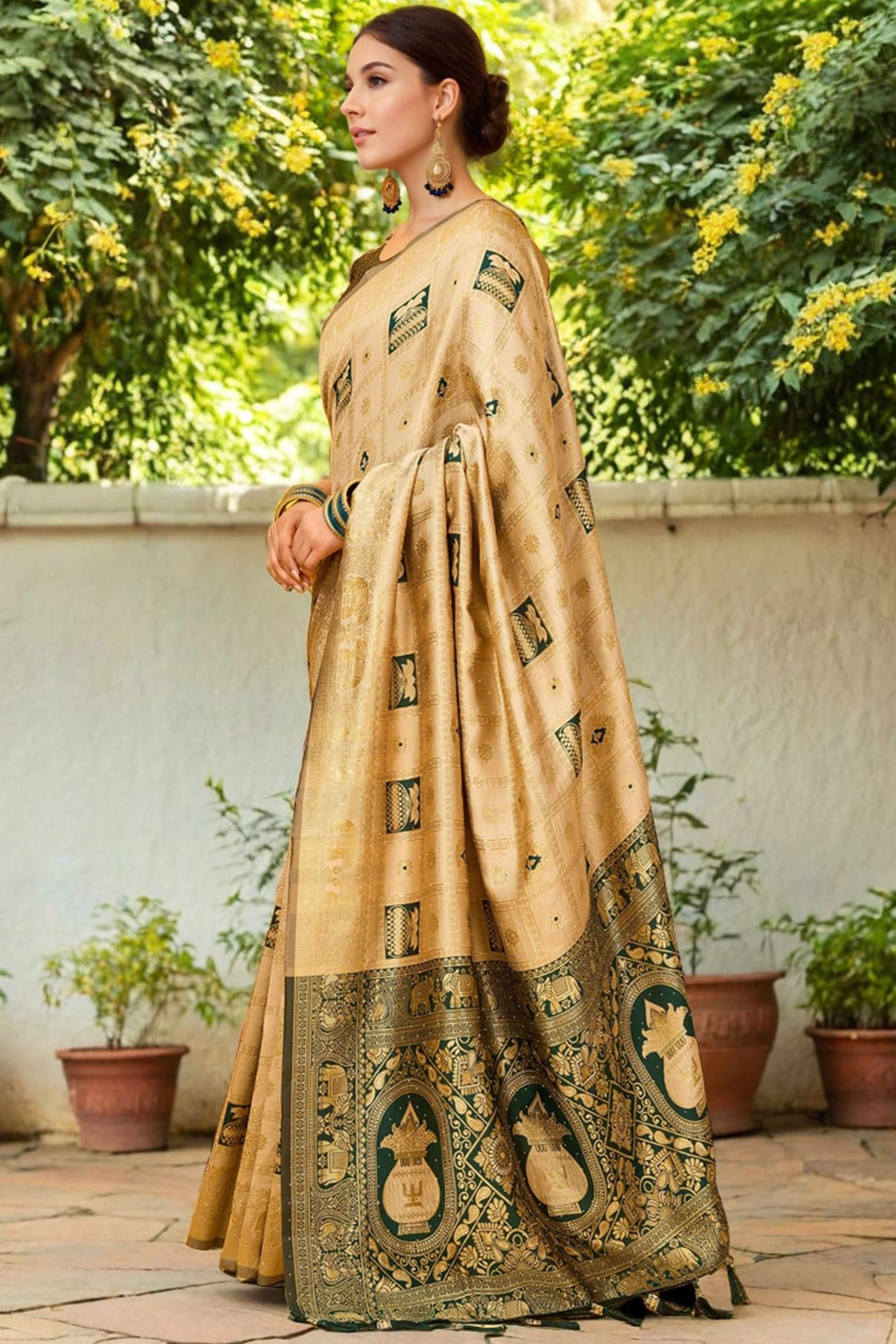 Beige Floral Weaving Paithani Saree In Soft Silk Accented With A Stylish Tassel Border Pallu - Image 4