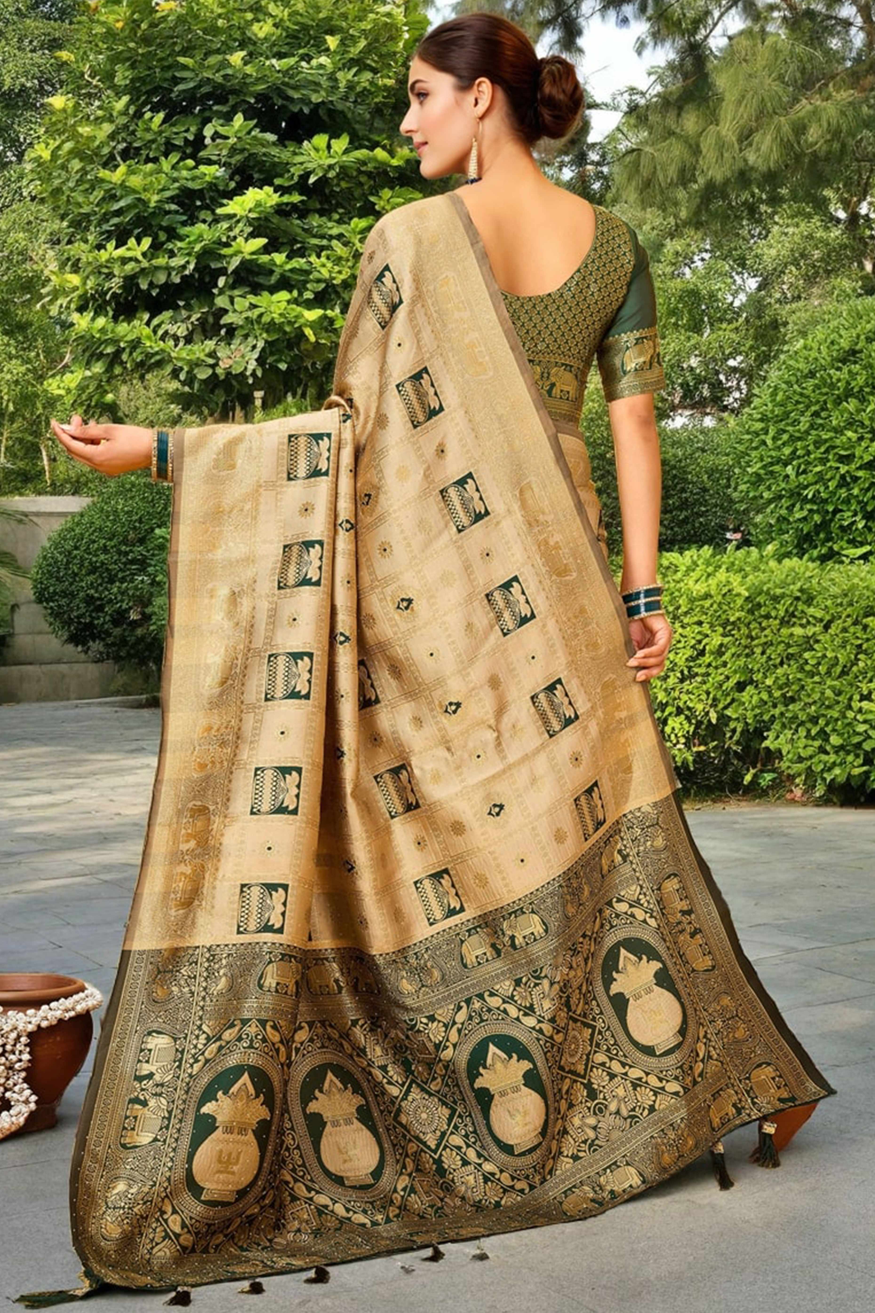Beige Floral Weaving Paithani Saree In Soft Silk Accented With A Stylish Tassel Border Pallu - Image 5
