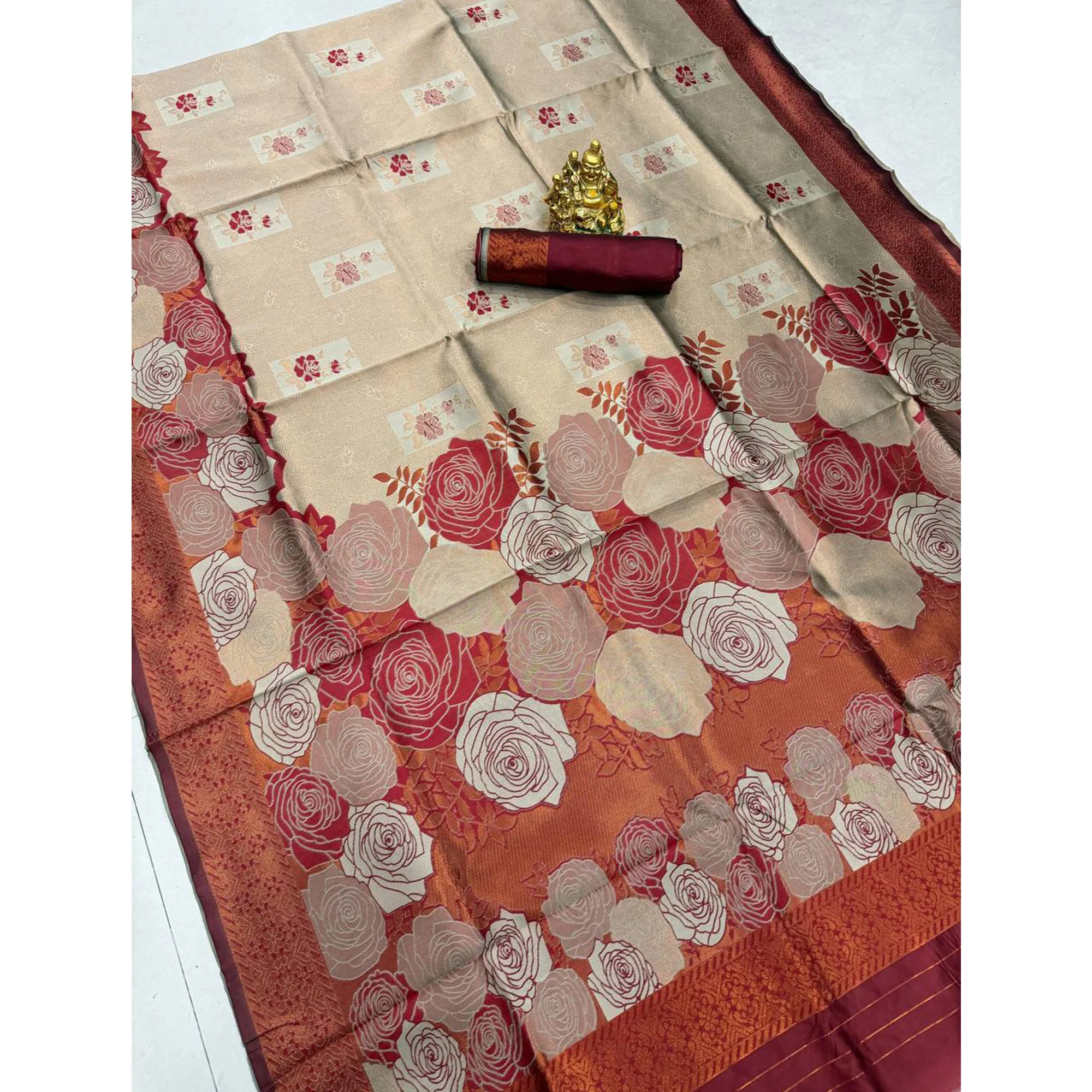 Beige Handloom Banarasi Silk Saree Enhanced with Artistic Floral Zari Weaving for Timeless Appeal - Image 3