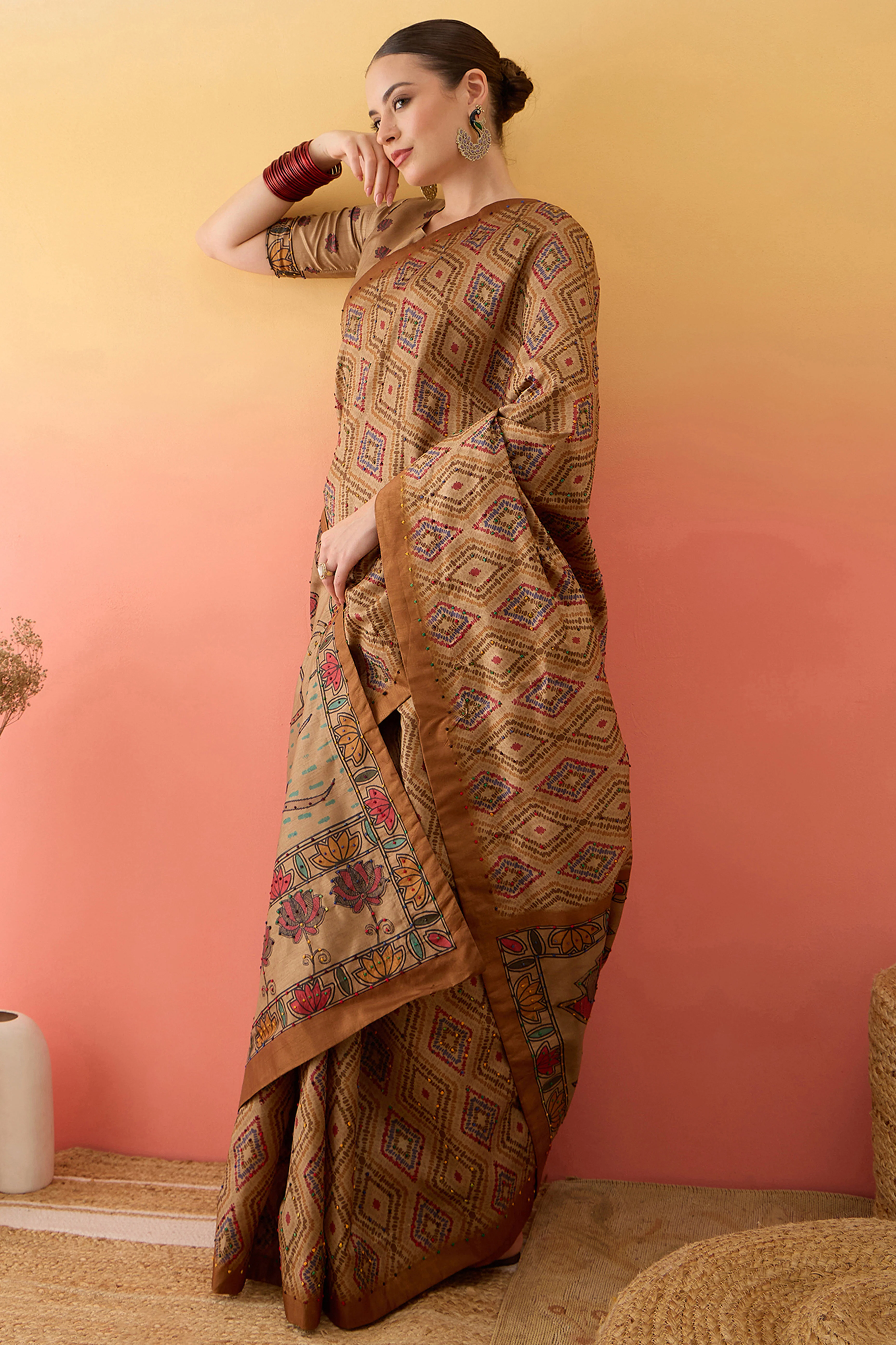 Beige Kalamkari Inspired Printed Cotton Silk Saree Intricate Knot Work Ethnic Artistry - Image 4