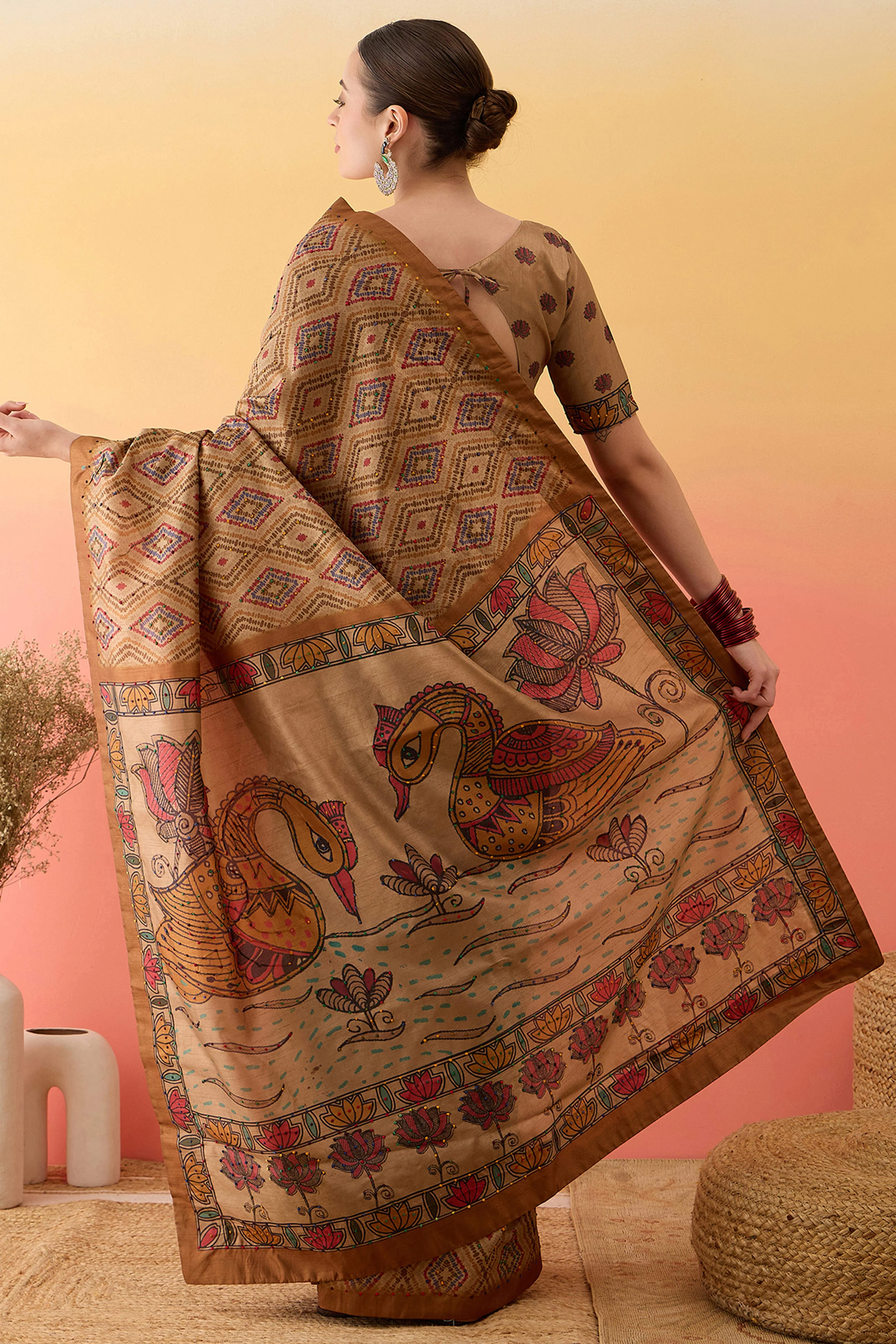 Beige Kalamkari Inspired Printed Cotton Silk Saree Intricate Knot Work Ethnic Artistry - Image 6