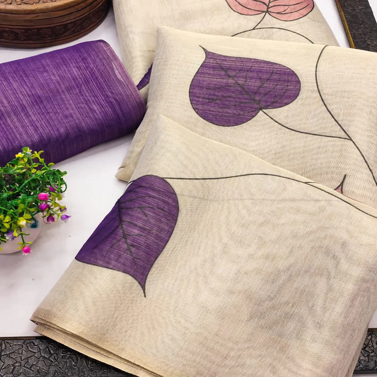 Beige & Lavender Saree in Art Silk Featuring Leafy Print & Tassels - Image 2
