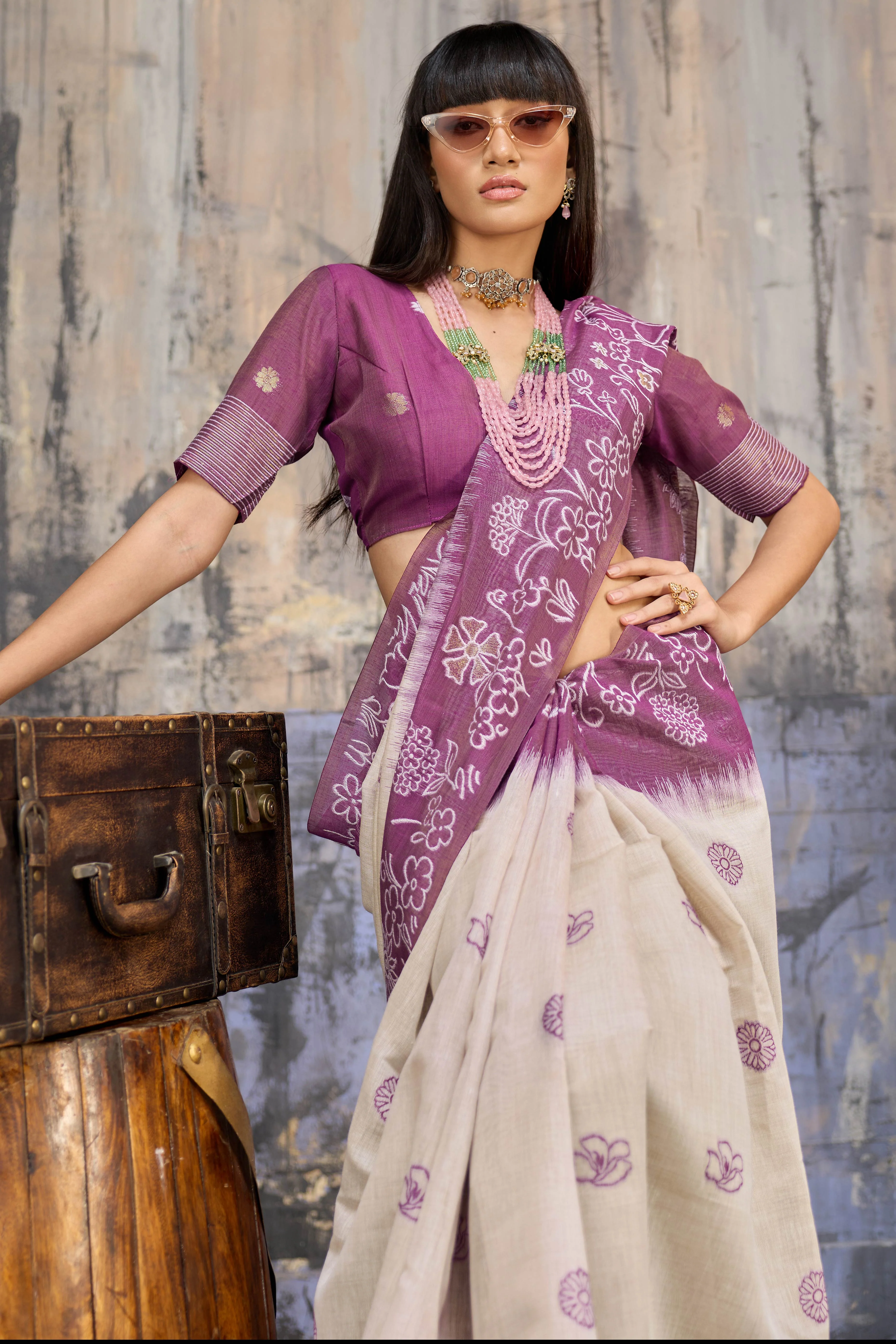 Beige & Purple Classic Munga Cotton Blend Saree with Intricate Floral Woven Detailing - Image 6