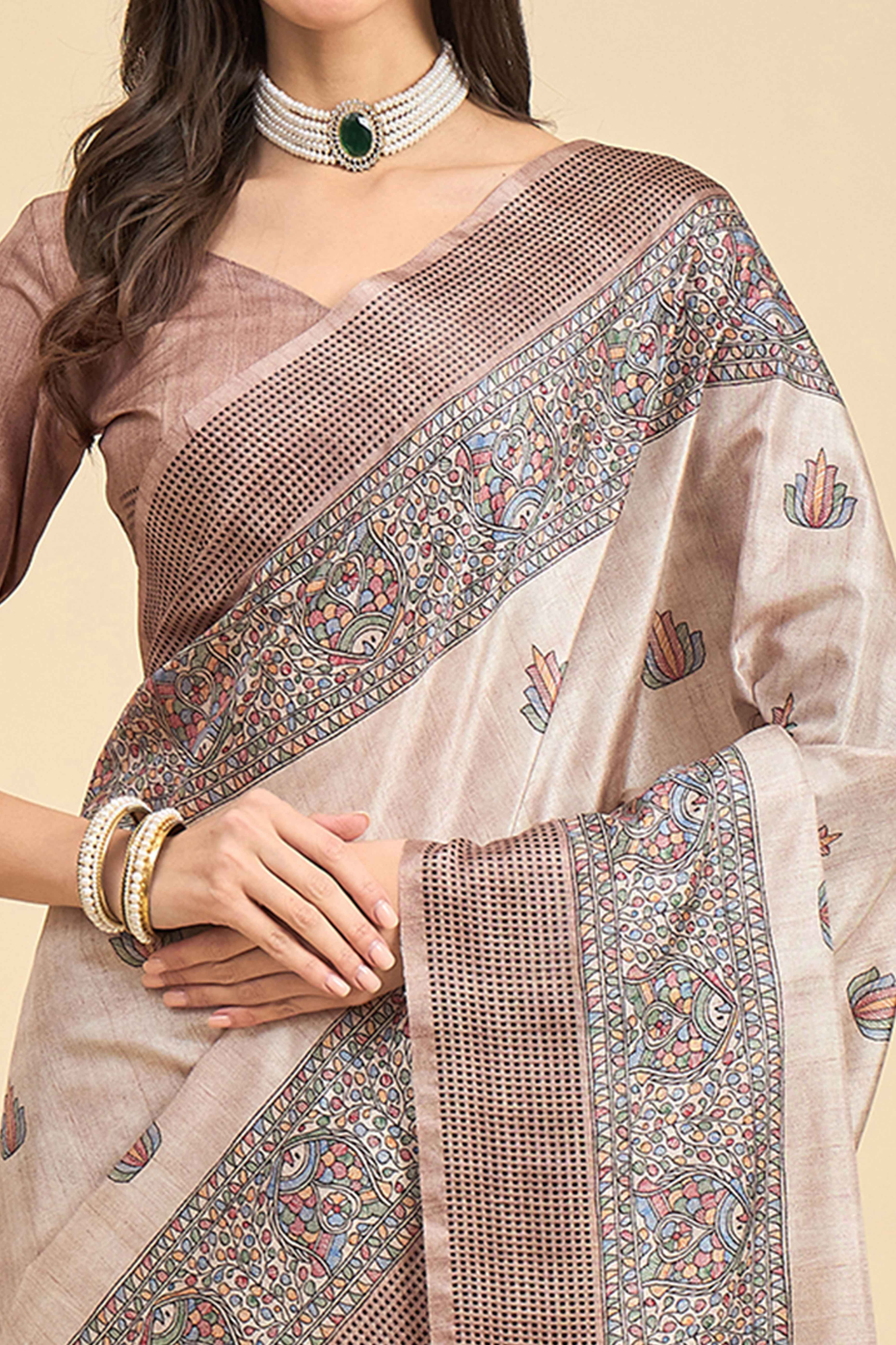 Beige Silk Blend Saree with Floral Prints - Image 2