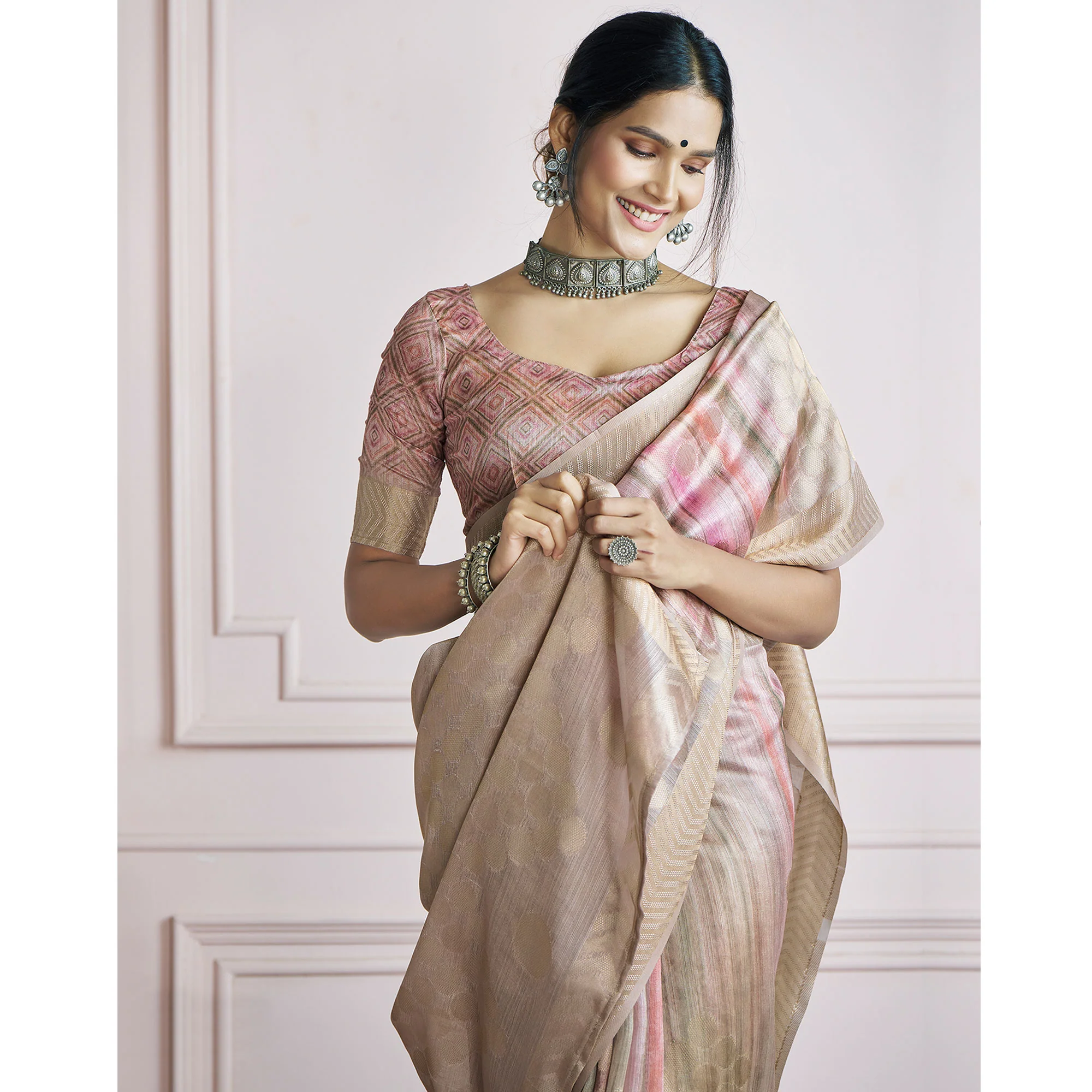Beige Woven Cotton Silk Saree - Image 5