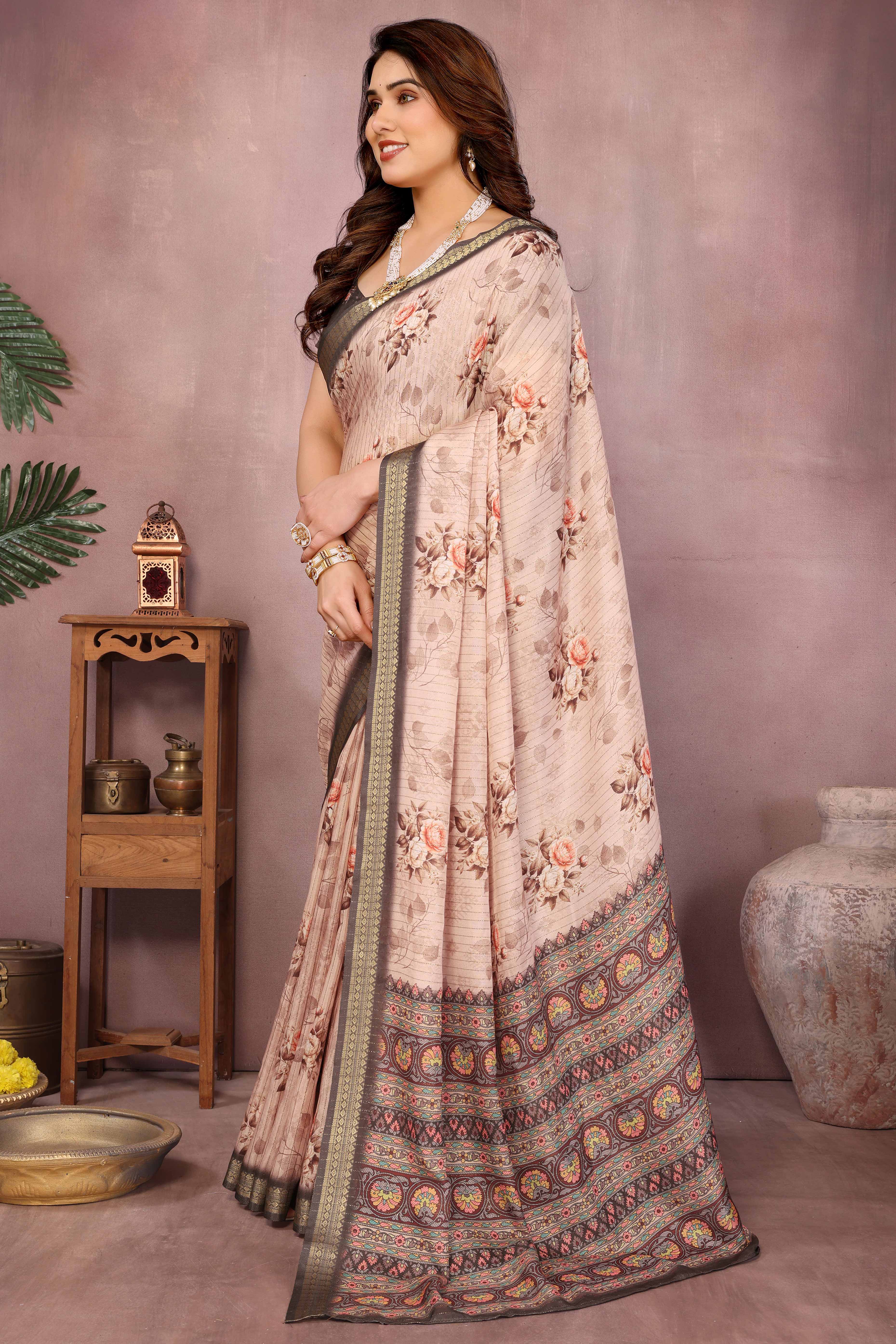 Beige Zari Woven Saree with Floral Motifs in Cotton Blend Fabric - Image 4