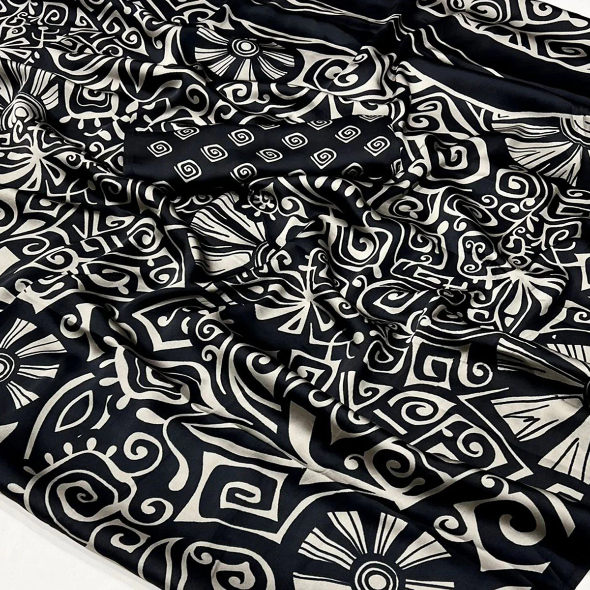 Black Contemporary Printed Satin Saree - Image 2