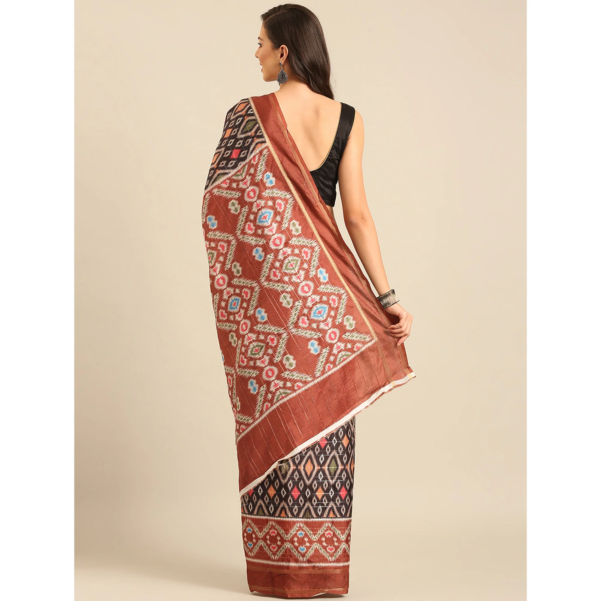 Black Digital Patola Printed Cotton Blend Saree - Image 5