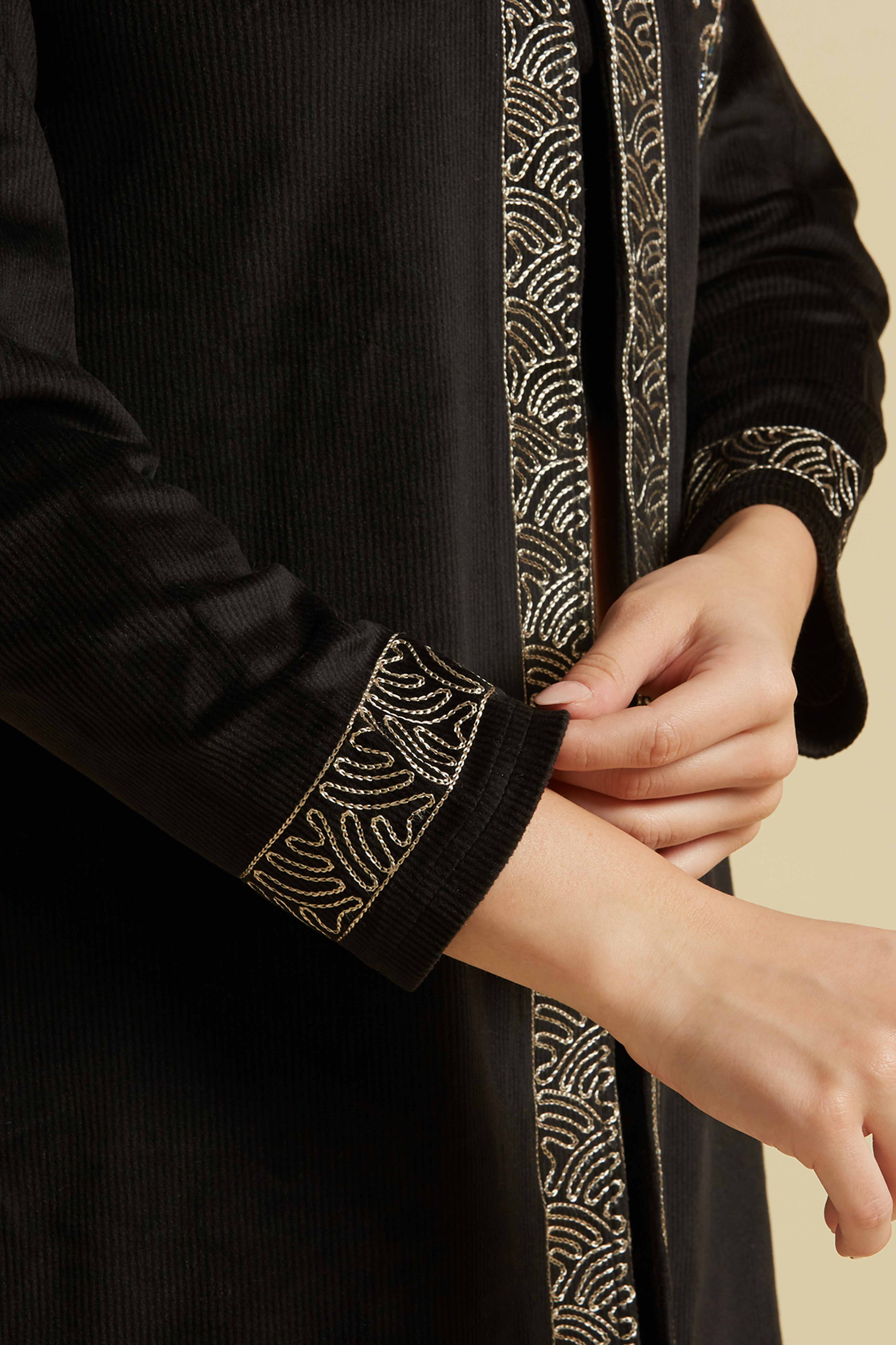 Black Embroidered Velvet Front Slit Top Bottom Set - Image 5