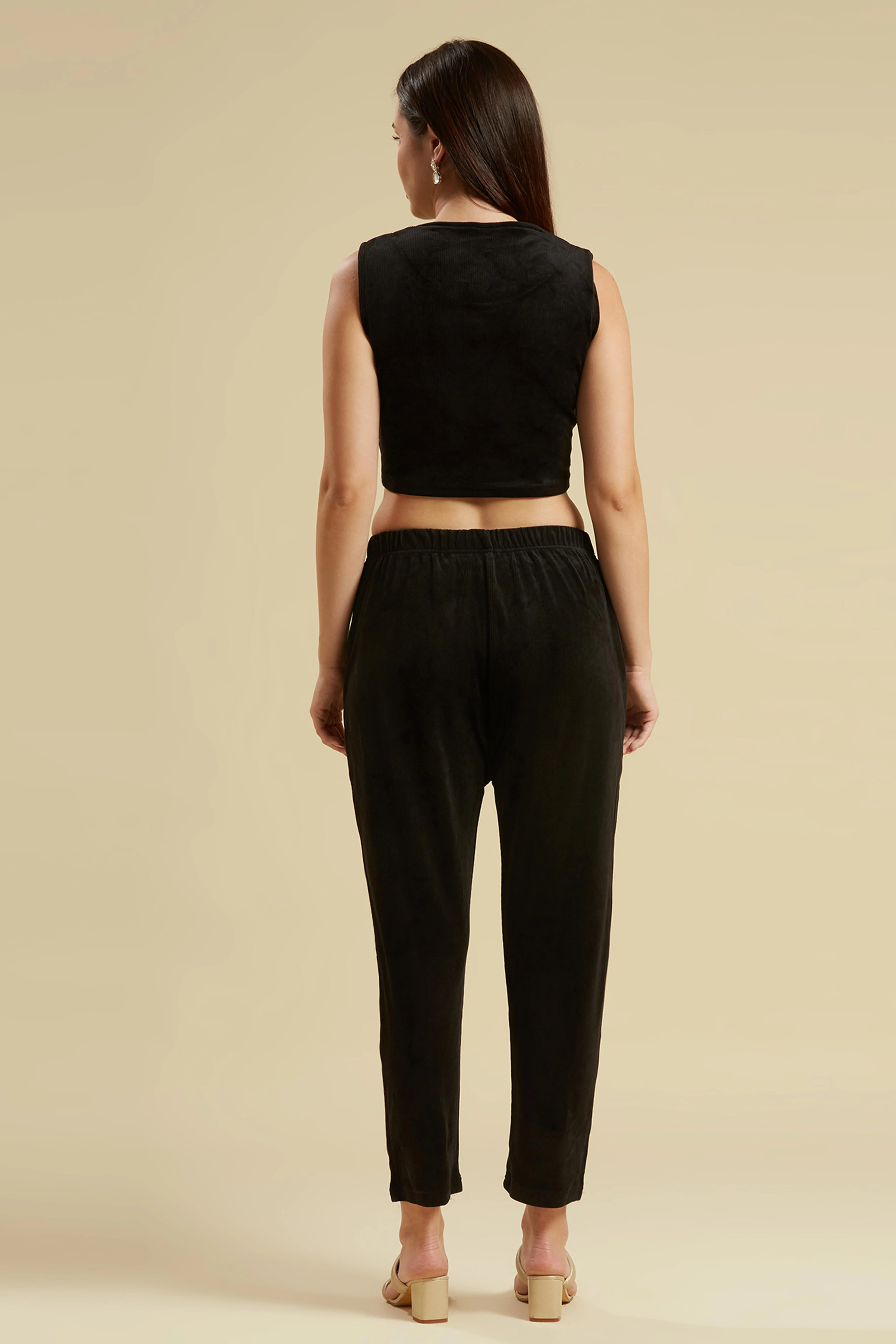 Black Embroidered Velvet Front Slit Top Bottom Set - Image 7