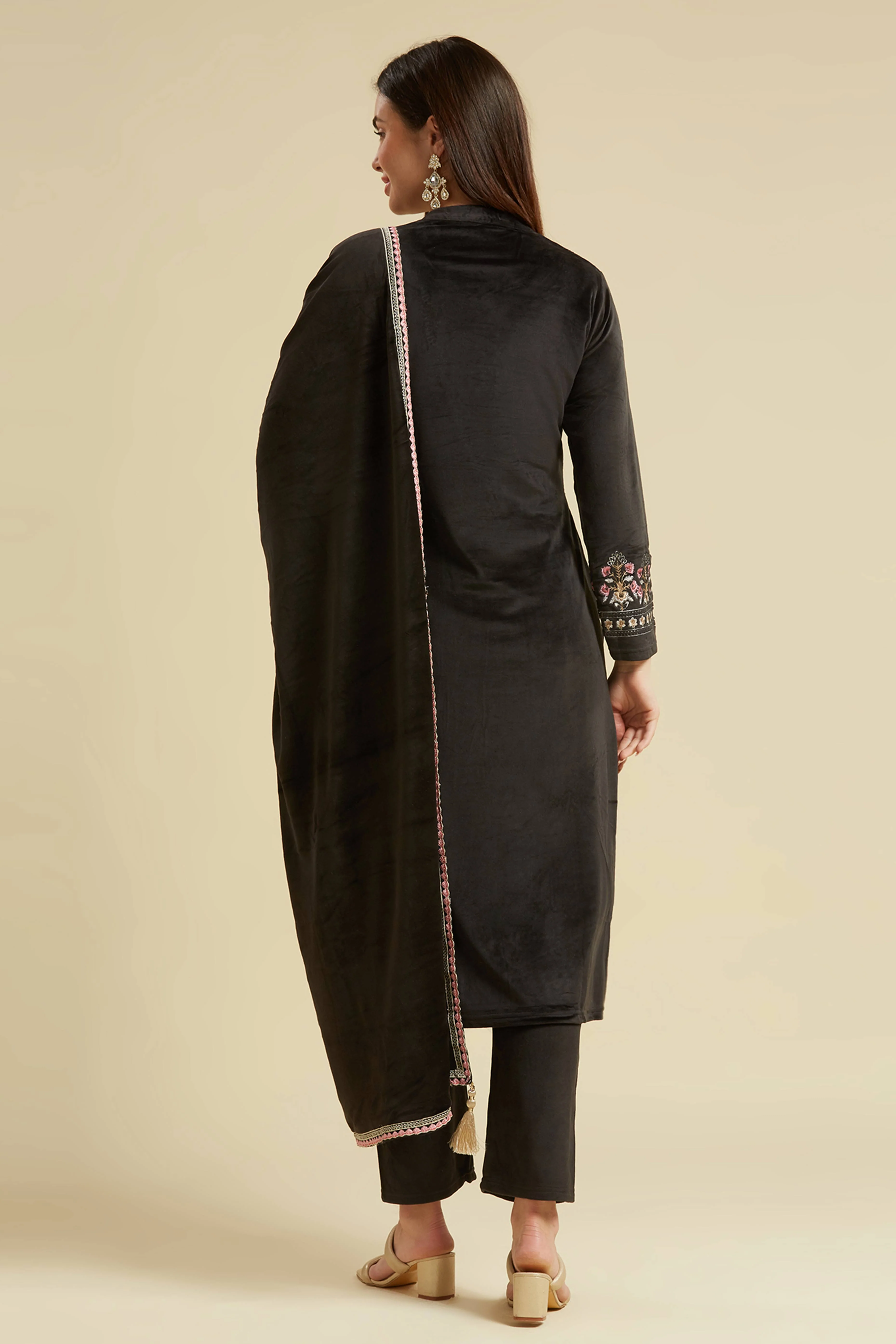 Black Embroidered Velvet Straight Salwar Suit - Image 3