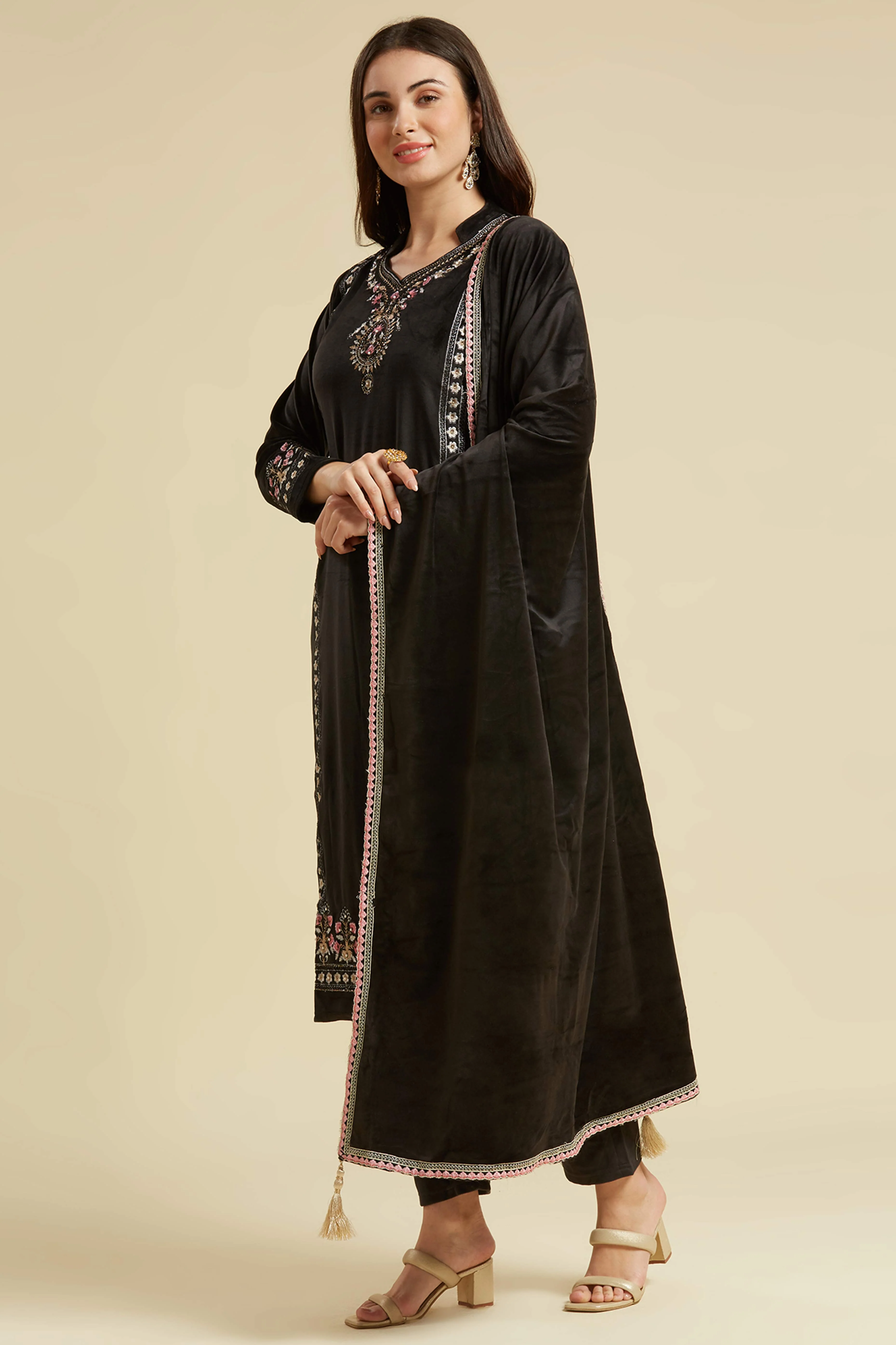Black Embroidered Velvet Straight Salwar Suit - Image 5