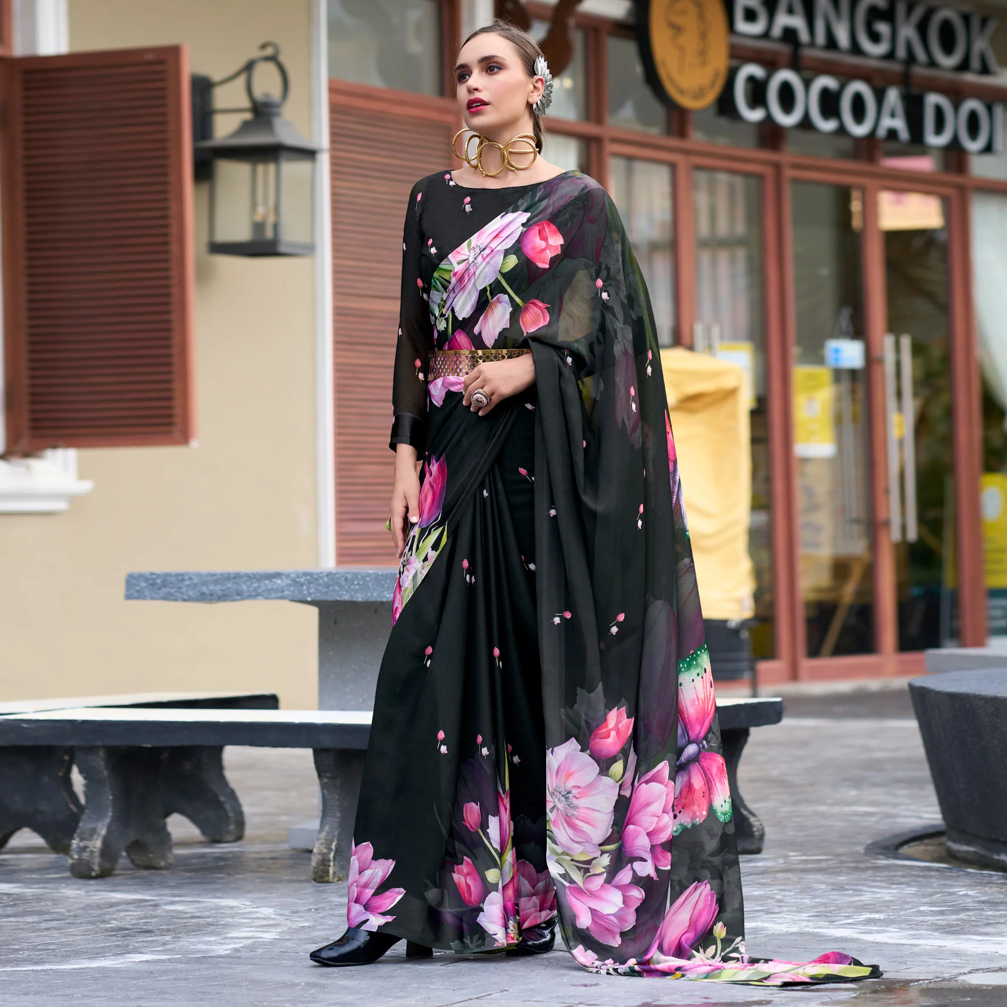 Black Floral Printed Georgette Saree - Image 2