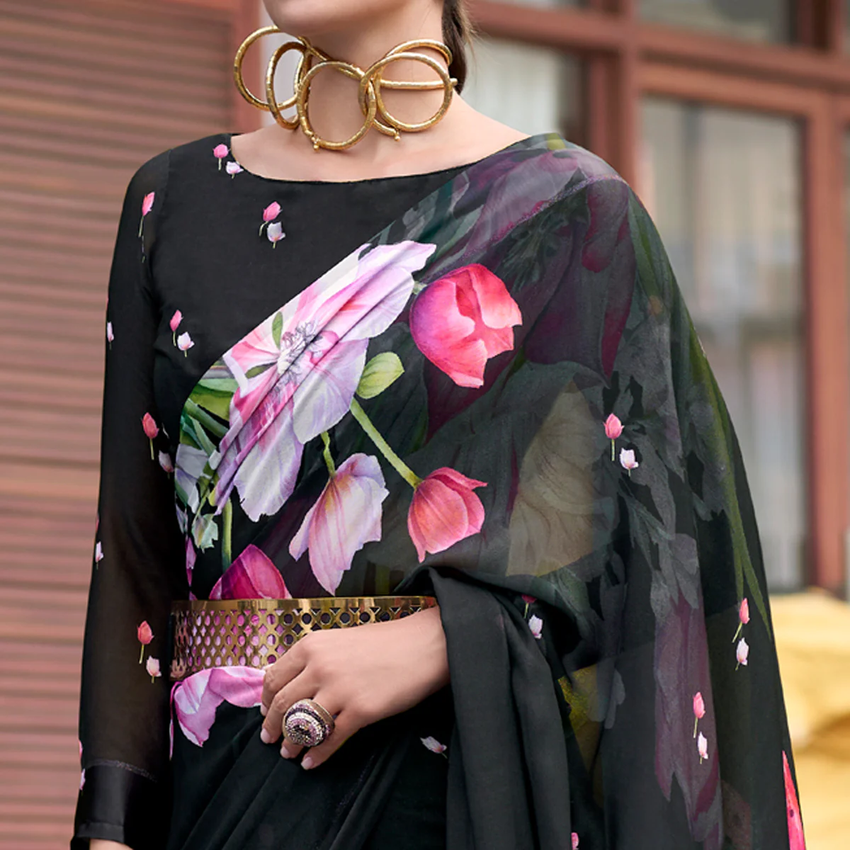 Black Floral Printed Georgette Saree - Image 3