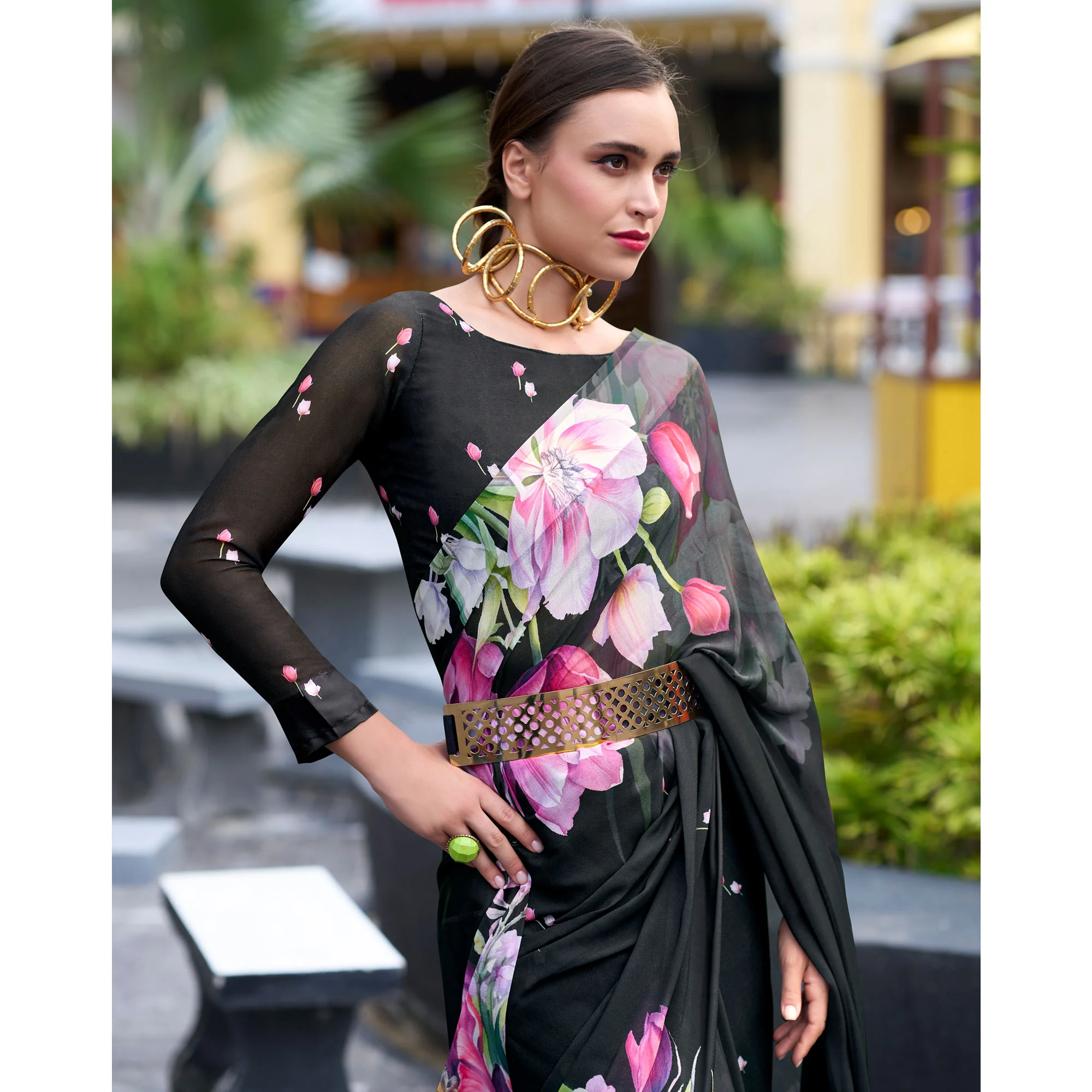 Black Floral Printed Georgette Saree - Image 4