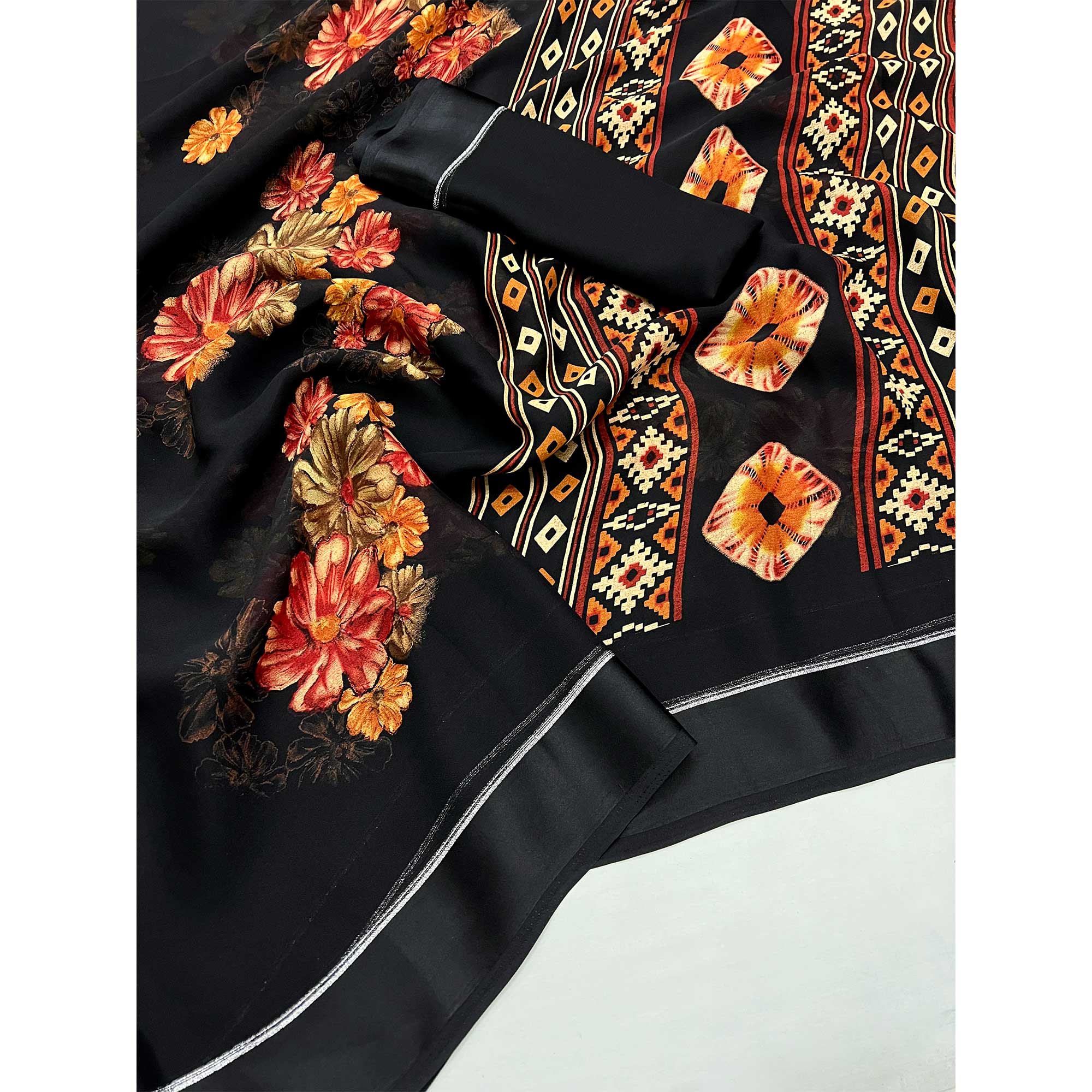 Black Floral Printed Georgette Saree With Fancy Zari Border - Image 3