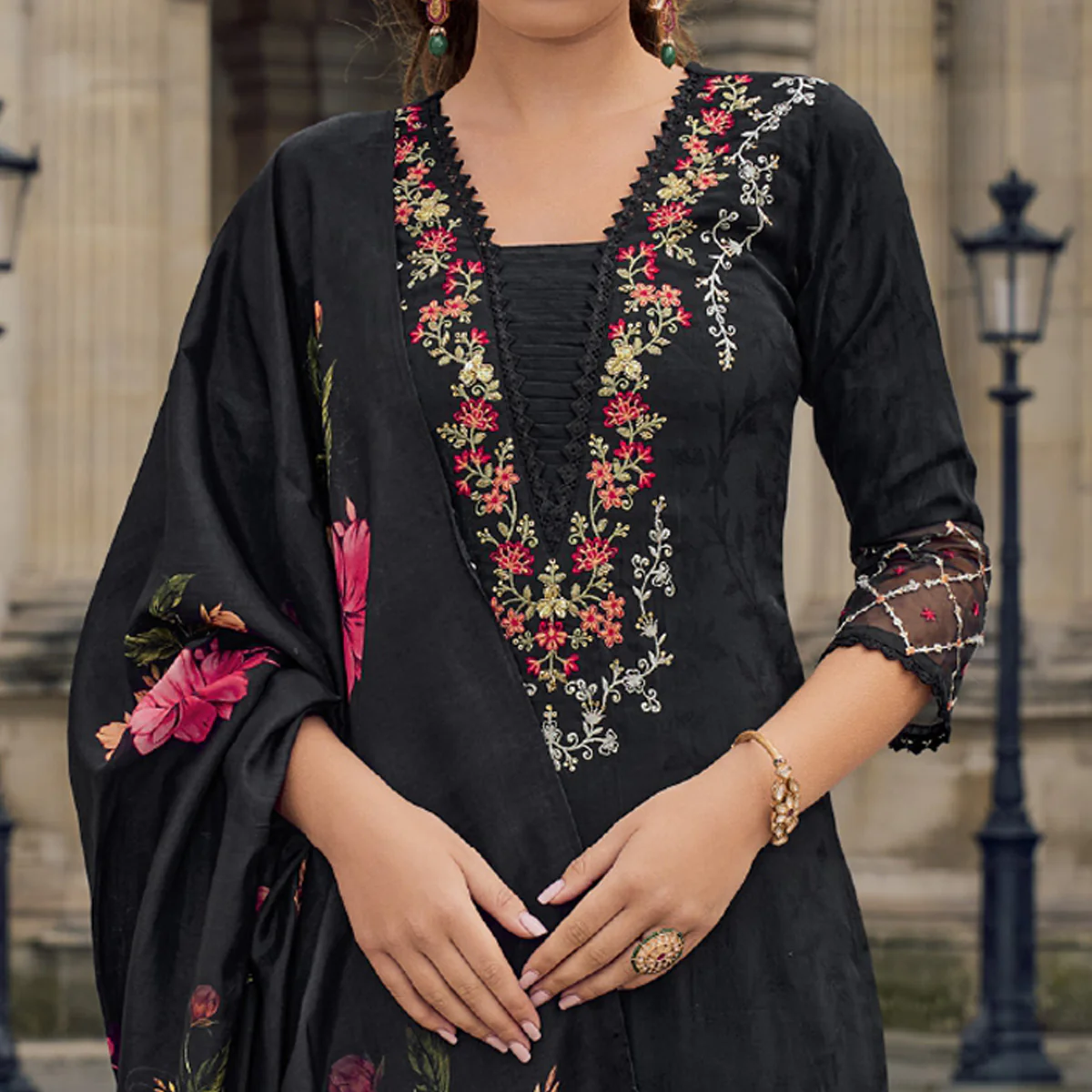 Black Floral Sequins Embroidery With Handwork Viscose Salwar Suit - Image 3