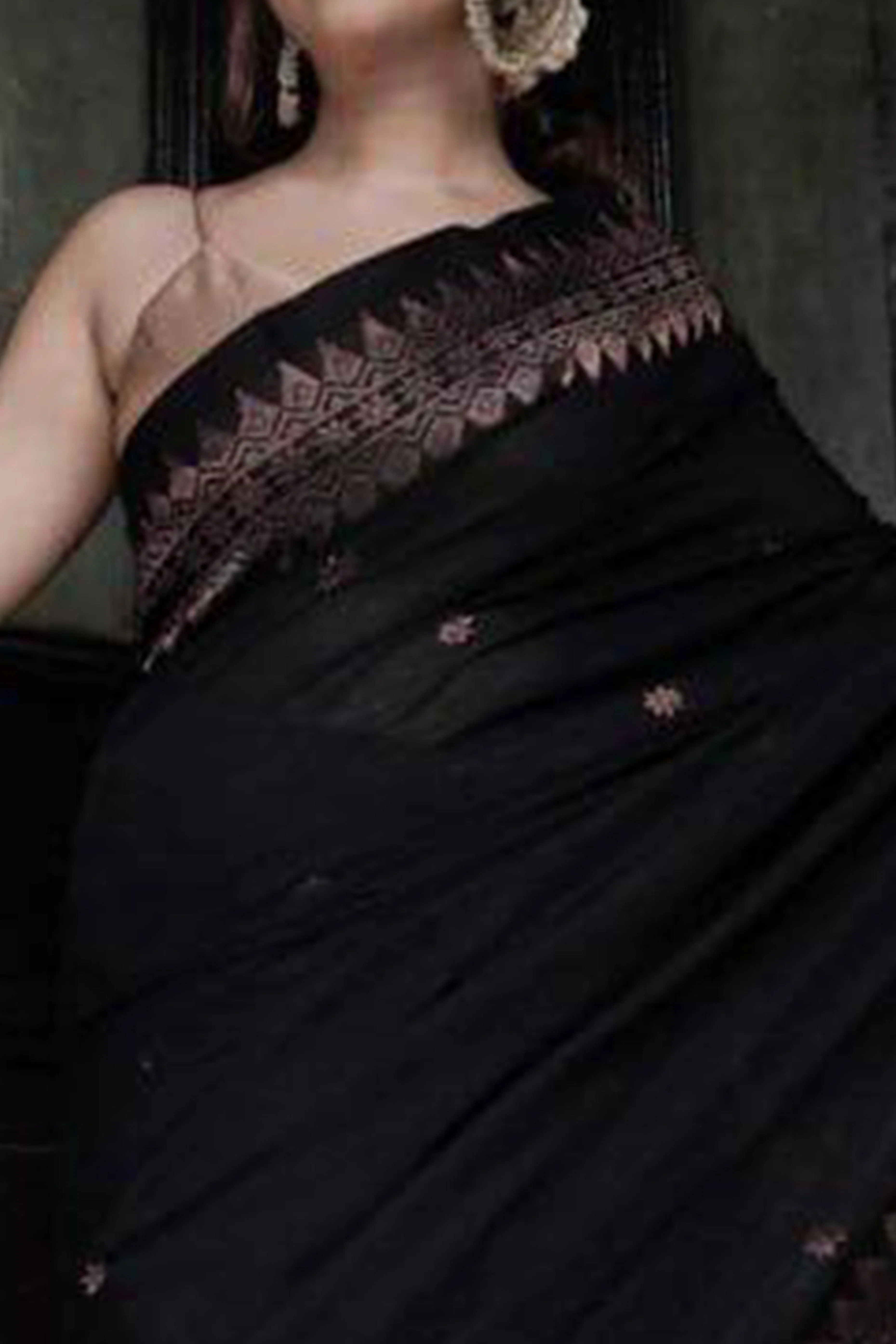 Black Floral Woven Lichi Banarasi Silk Saree - Image 2
