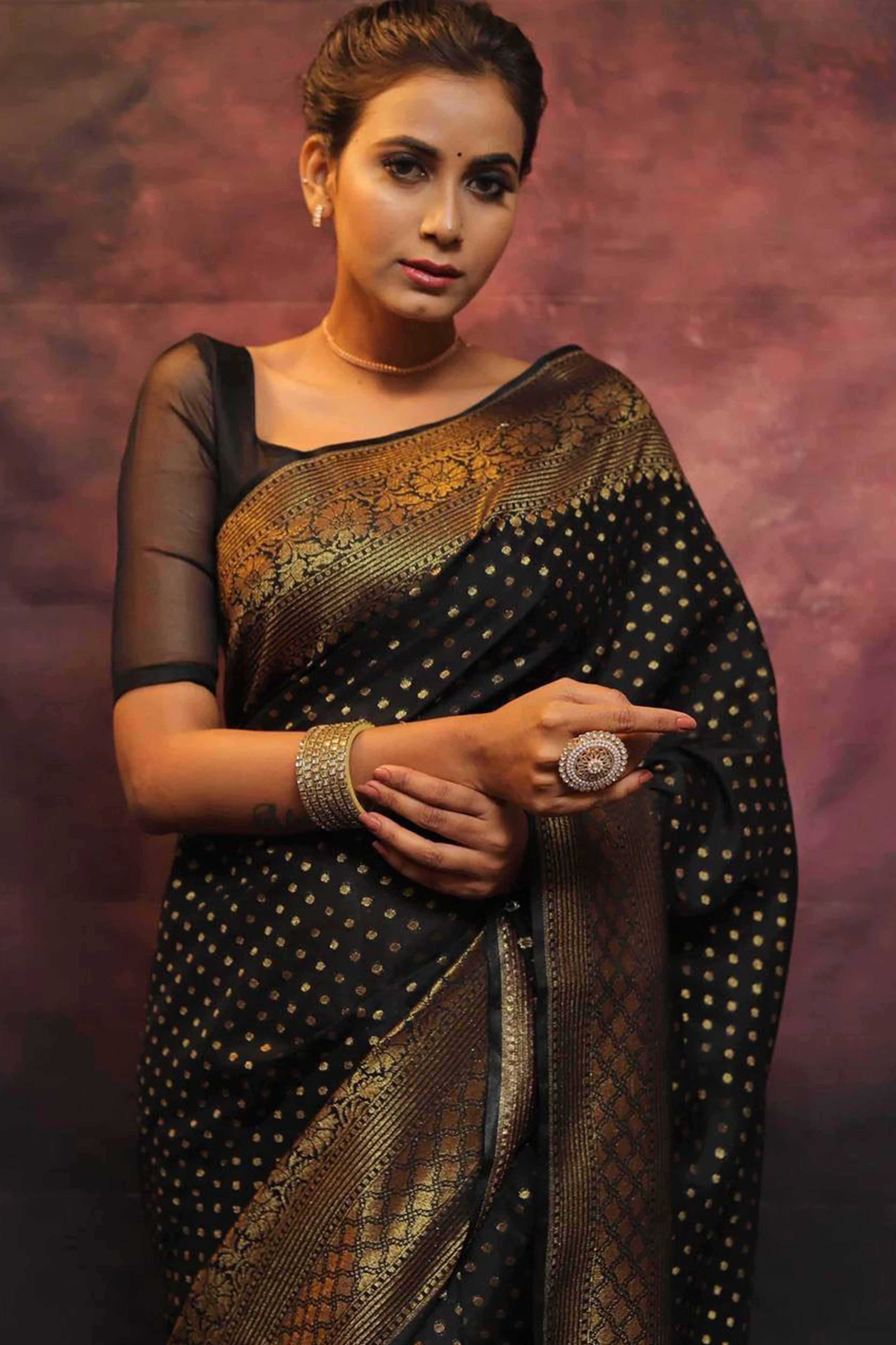 Black Floral Woven Lichi Banarasi Silk Saree - Image 6