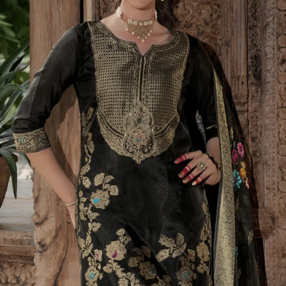 Black Floral Woven With Handwork Organza Salwar Suit - Image 3