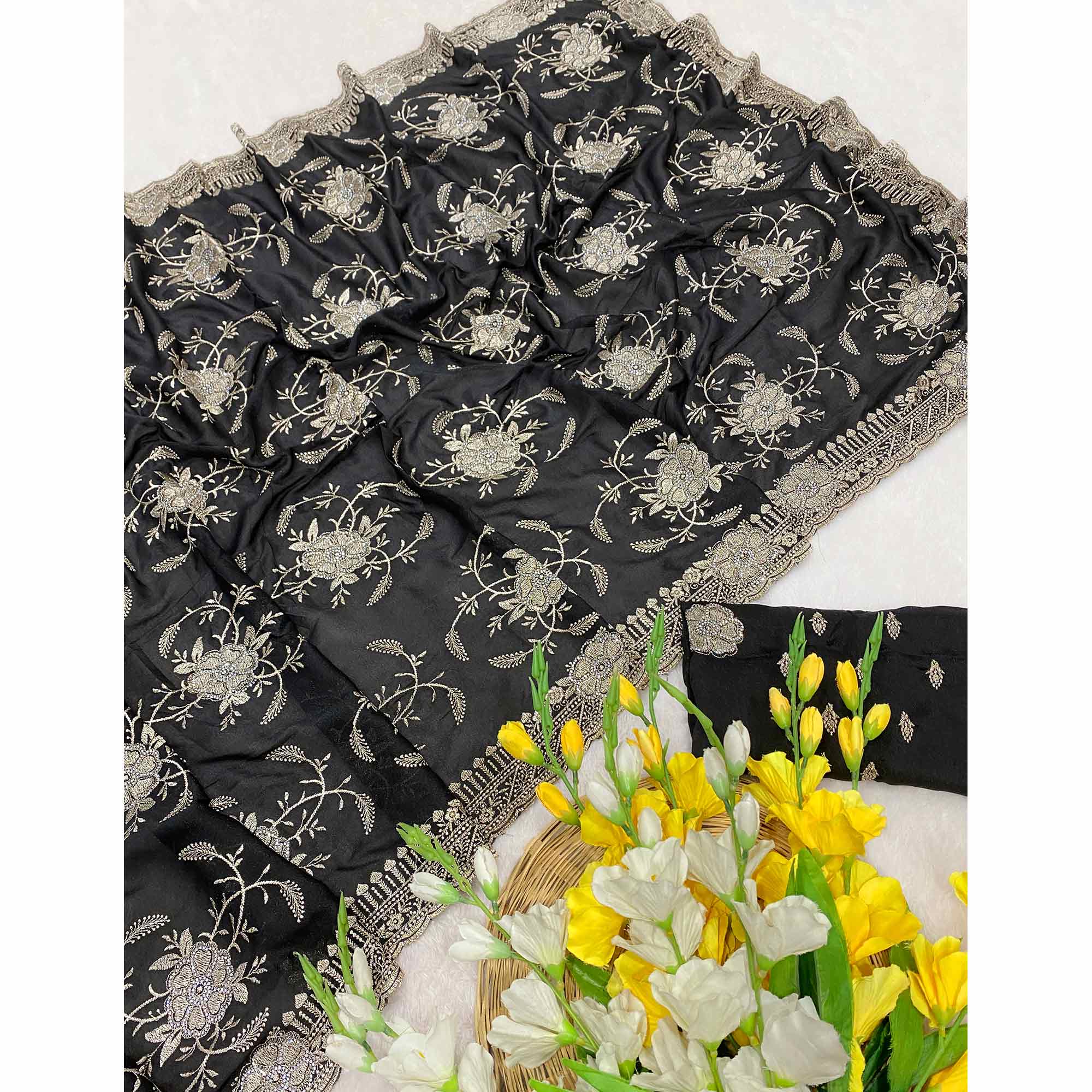 Black Georgette Saree Exquisite Star Embroidery Party Ready Ethnic - Image 3