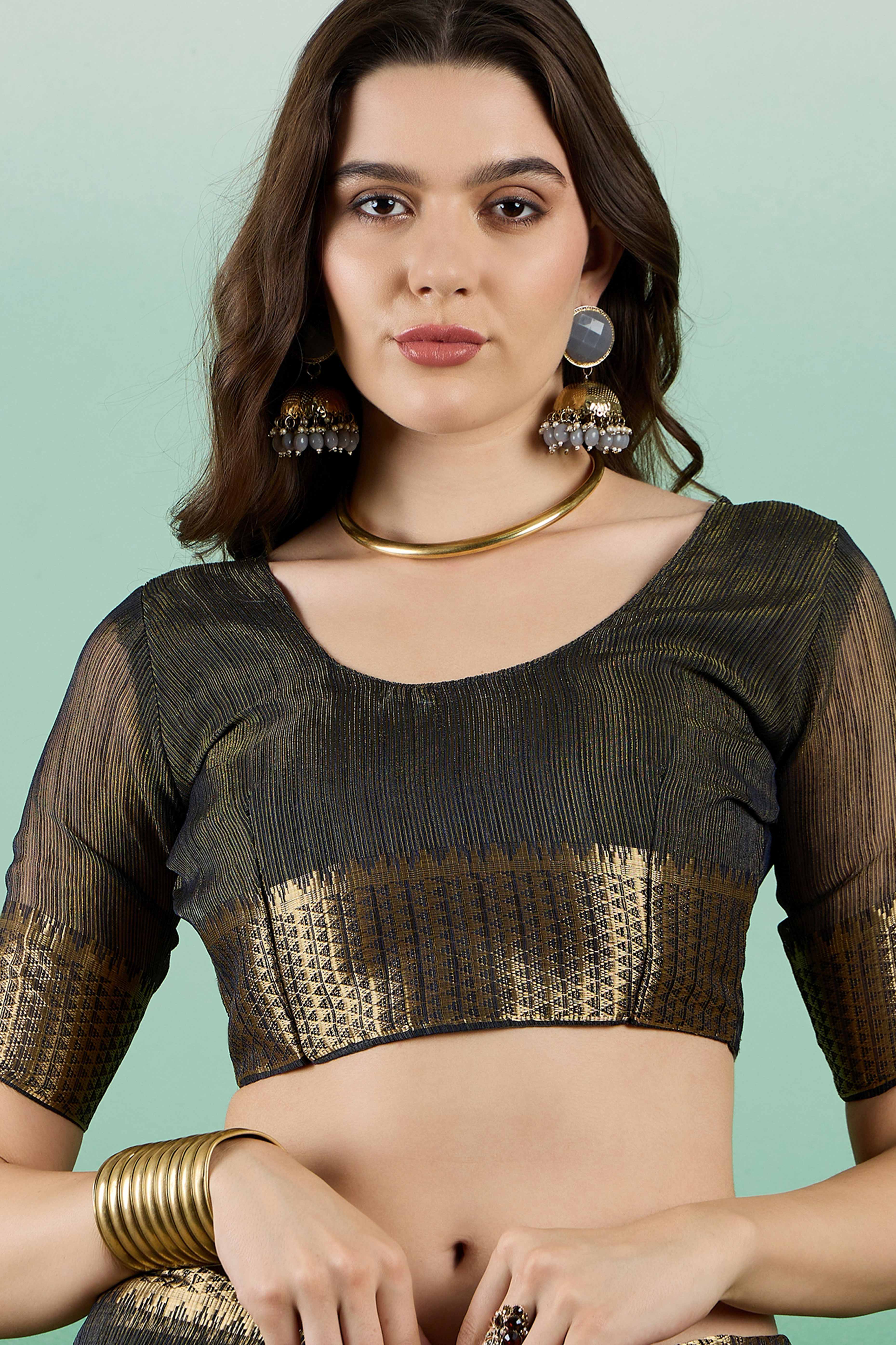 Black Khadi Organza Saree Adorned With Elegant Embroidery & Tassel Pallu - Image 7