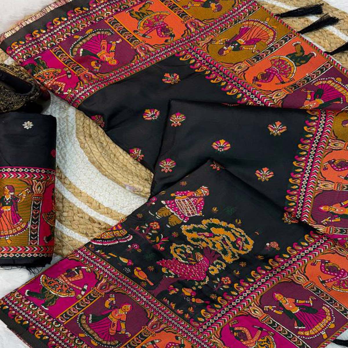 Black Pashmina Silk Saree Enhanced with Intricate Rajwadi Zari Weaves for Festive Elegance - Image 2