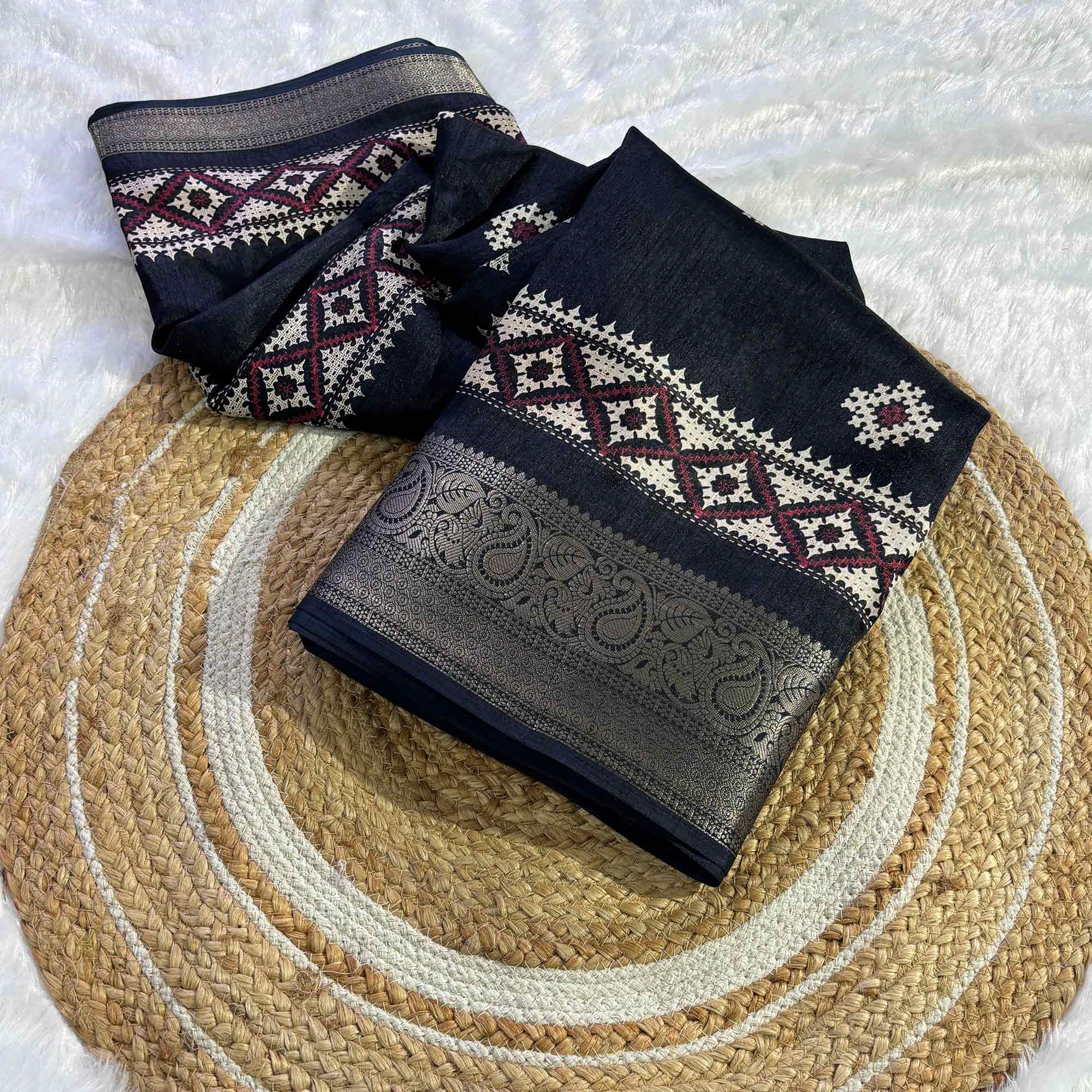 Black Printed With Weaving Border Pure Cotton Saree - Image 3