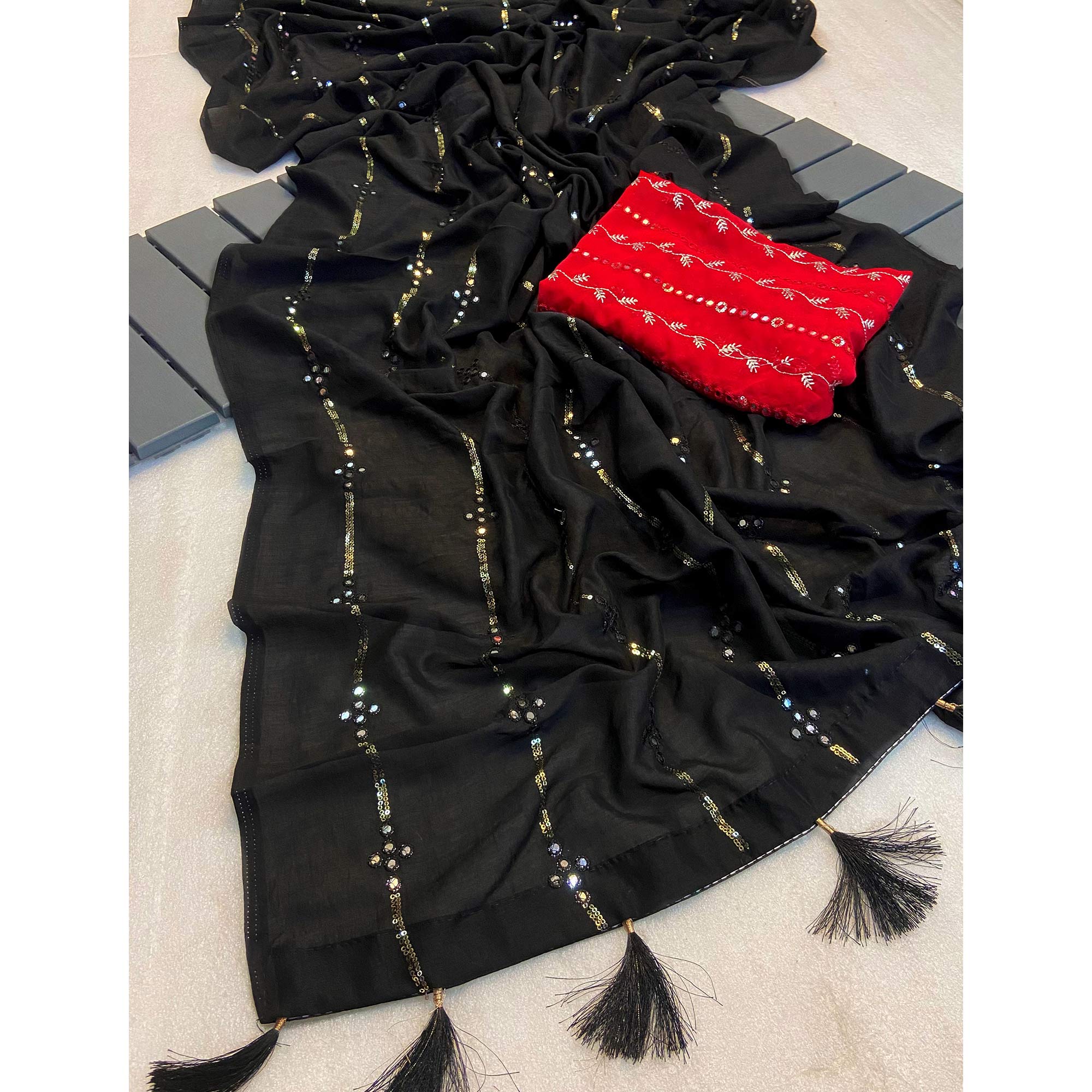 Black Sequins Embroidered Vichitra Silk Saree With Mirror Work - Image 4