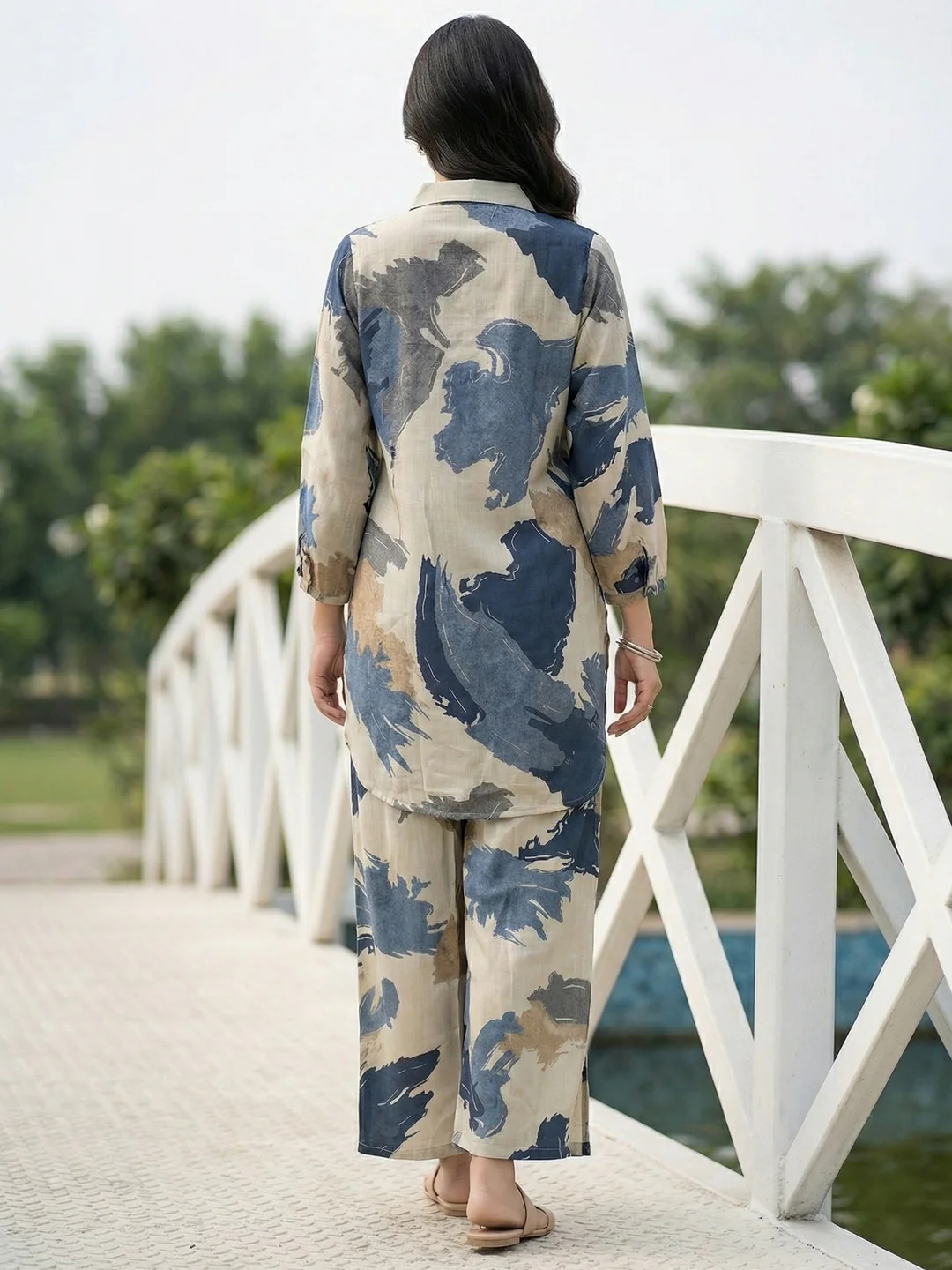 Blue Abstract Printed Viscose Two Piece Outfit with Soft Fabric and Modern Look - Image 3