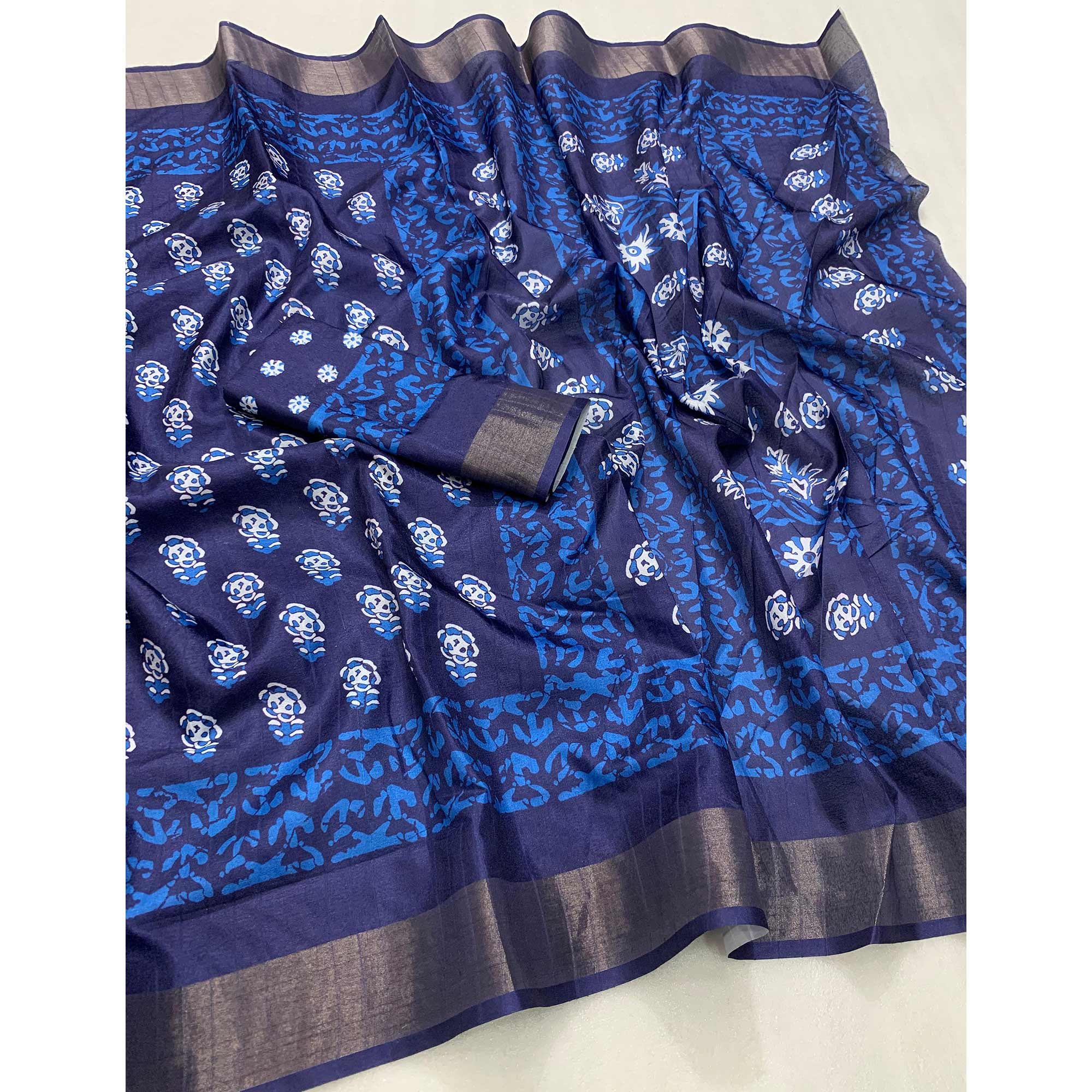 Blue Floral Digital Printed Tussar Silk Saree - Image 3