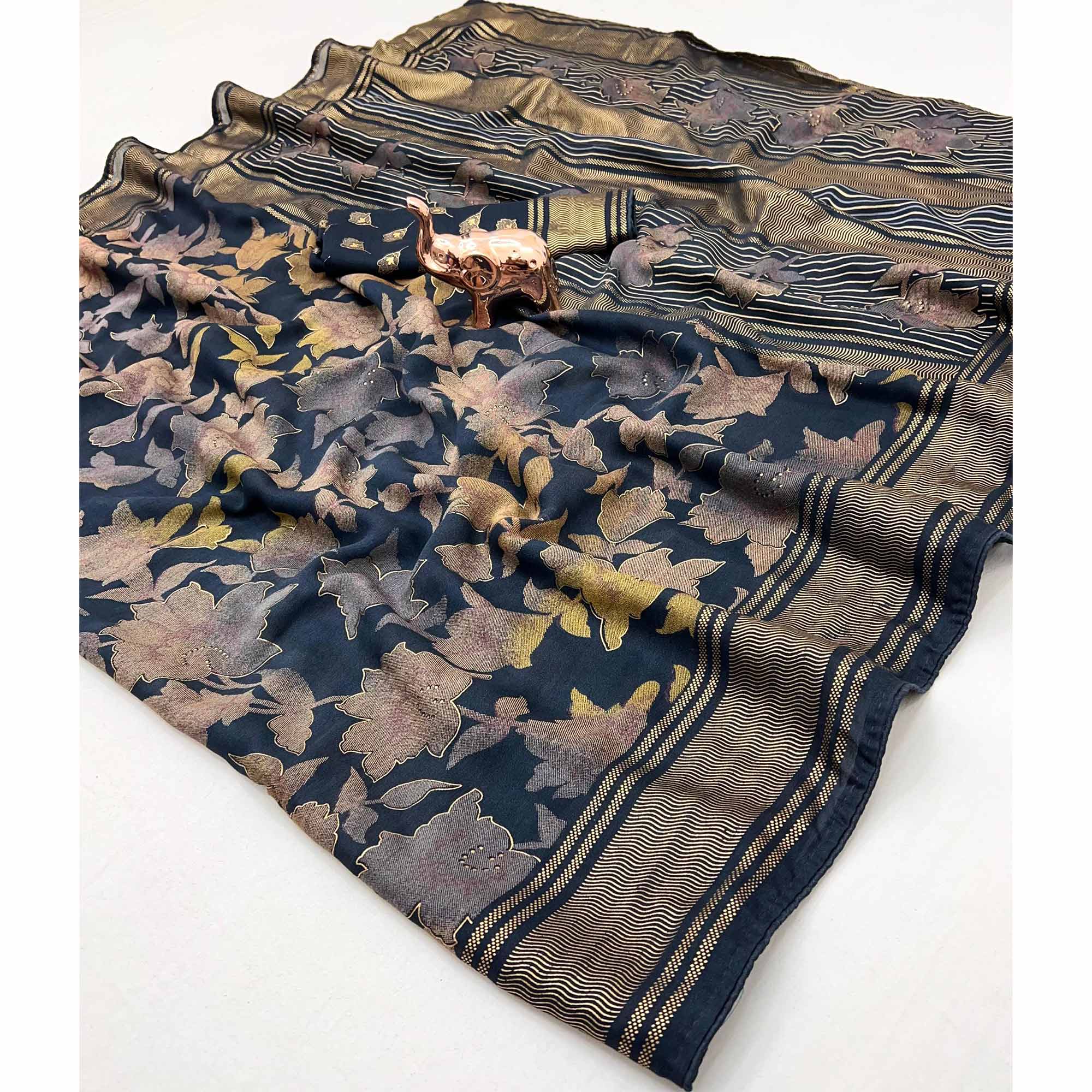 Blue Floral Foil Printed Georgette Saree With Tassels - Image 3