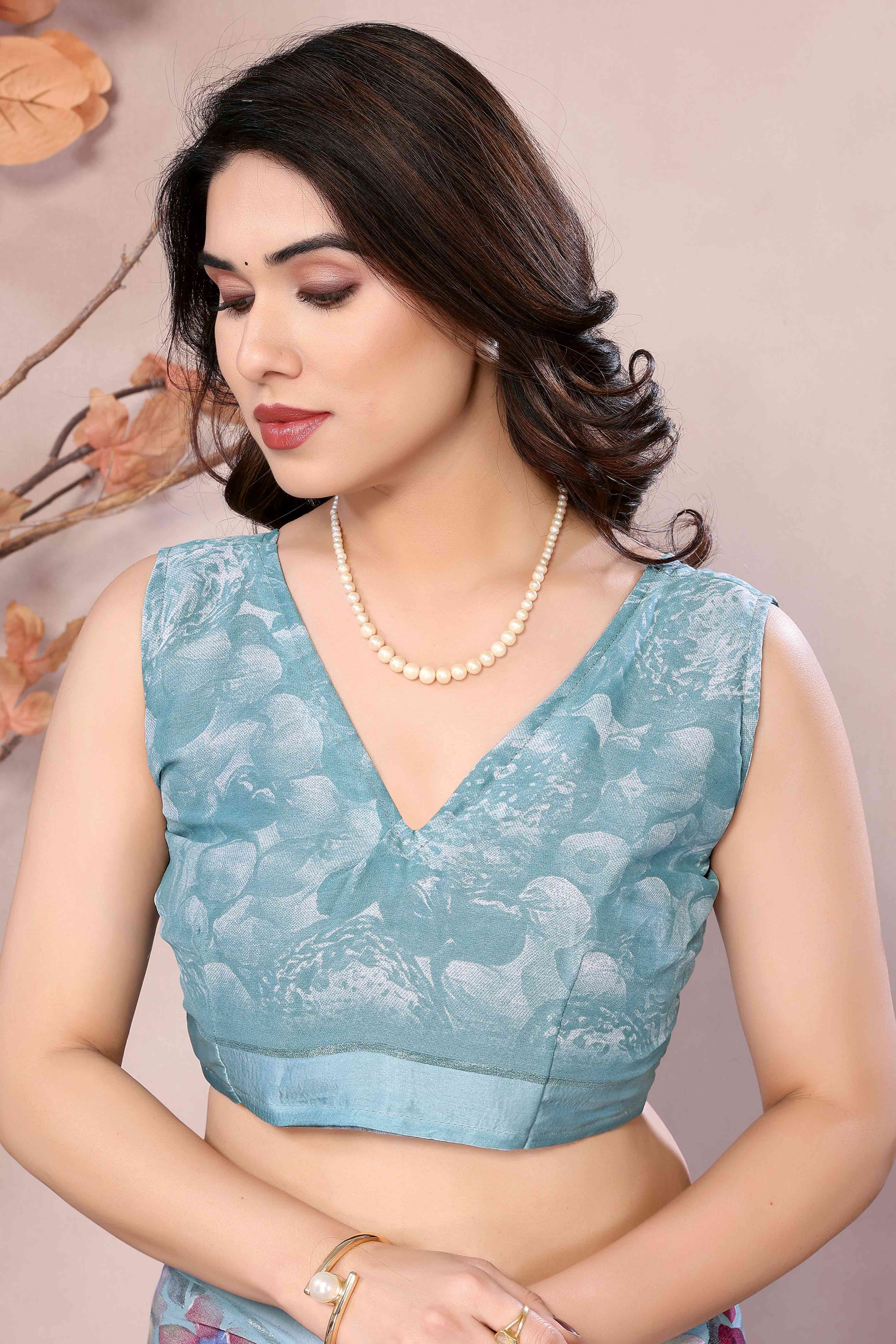 Blue Floral Printed Moss Art Silk Saree - Image 7
