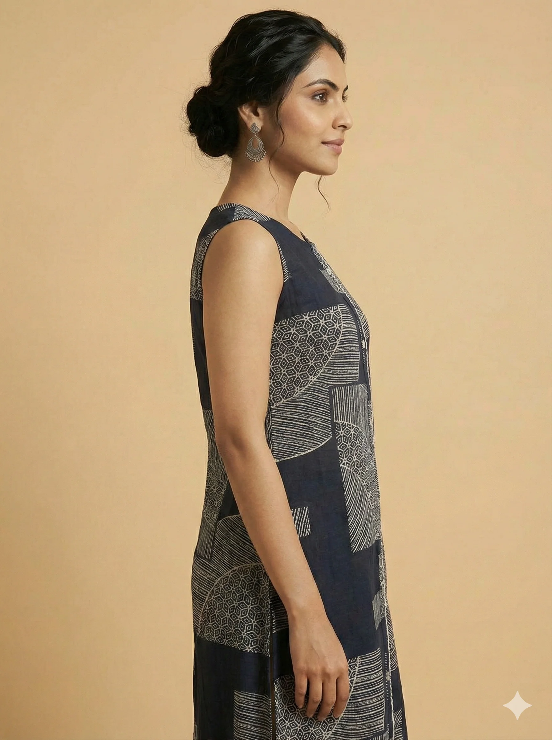 Blue Geometric Patterned Rayon Two-Piece Set Offering a Chic and Trendy Casual Style - Image 4