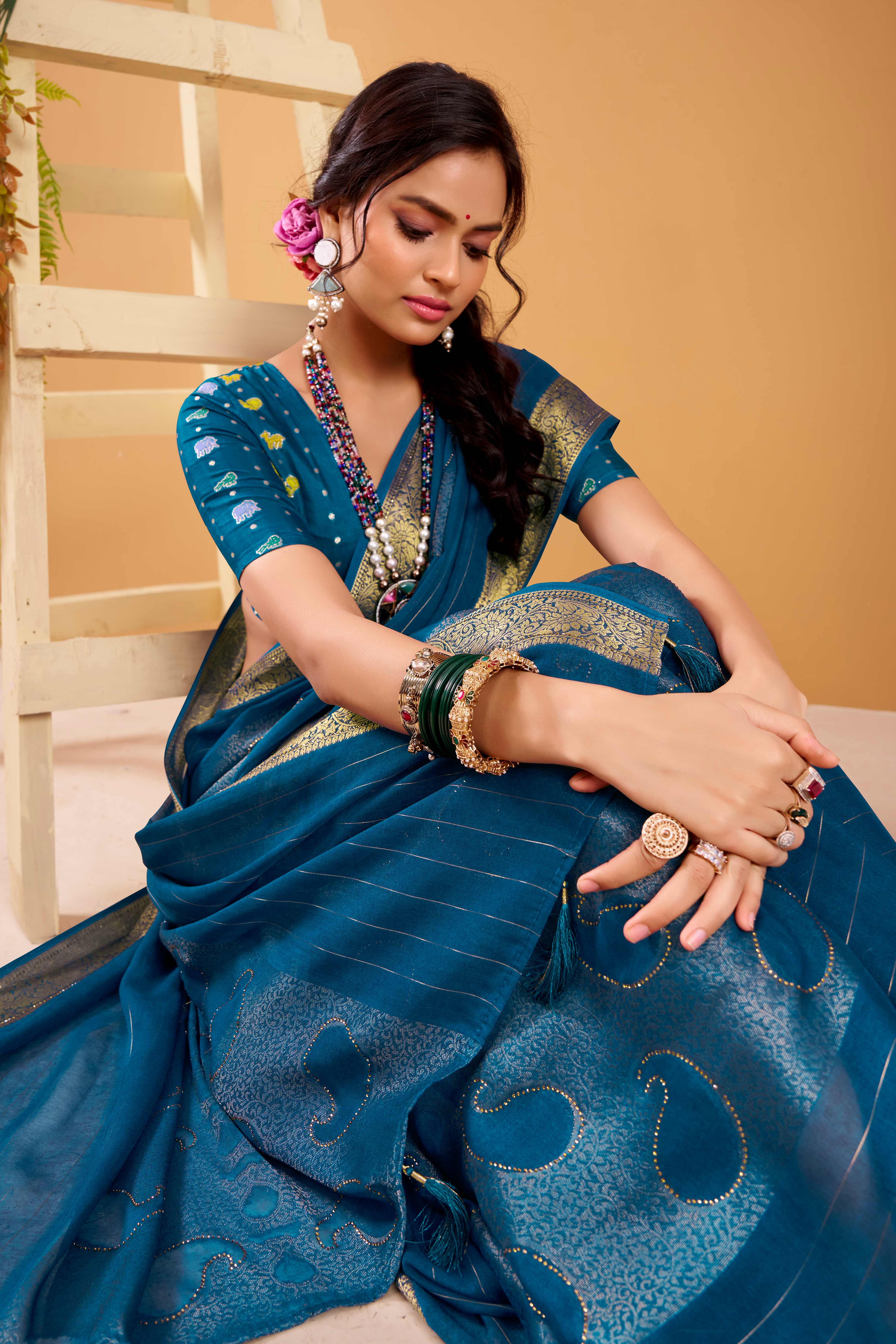 Blue Jacquard Saree Featuring Swarovski Embellishments With Rich Paisley & Floral Weave - Image 4