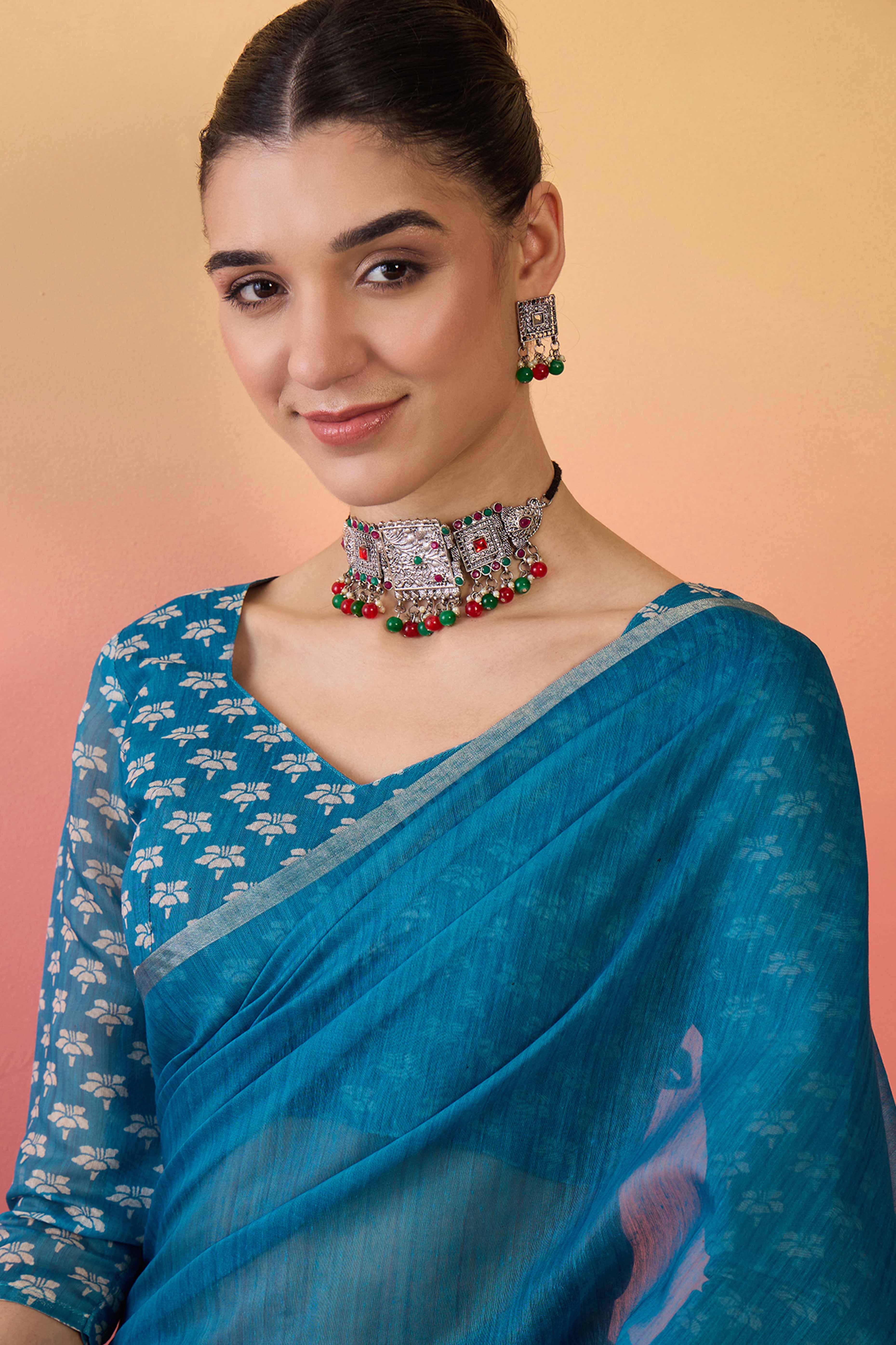 Blue Linen Cotton Saree Featuring Elegant Floral & Bird Prints With Tassel Pallu - Image 5