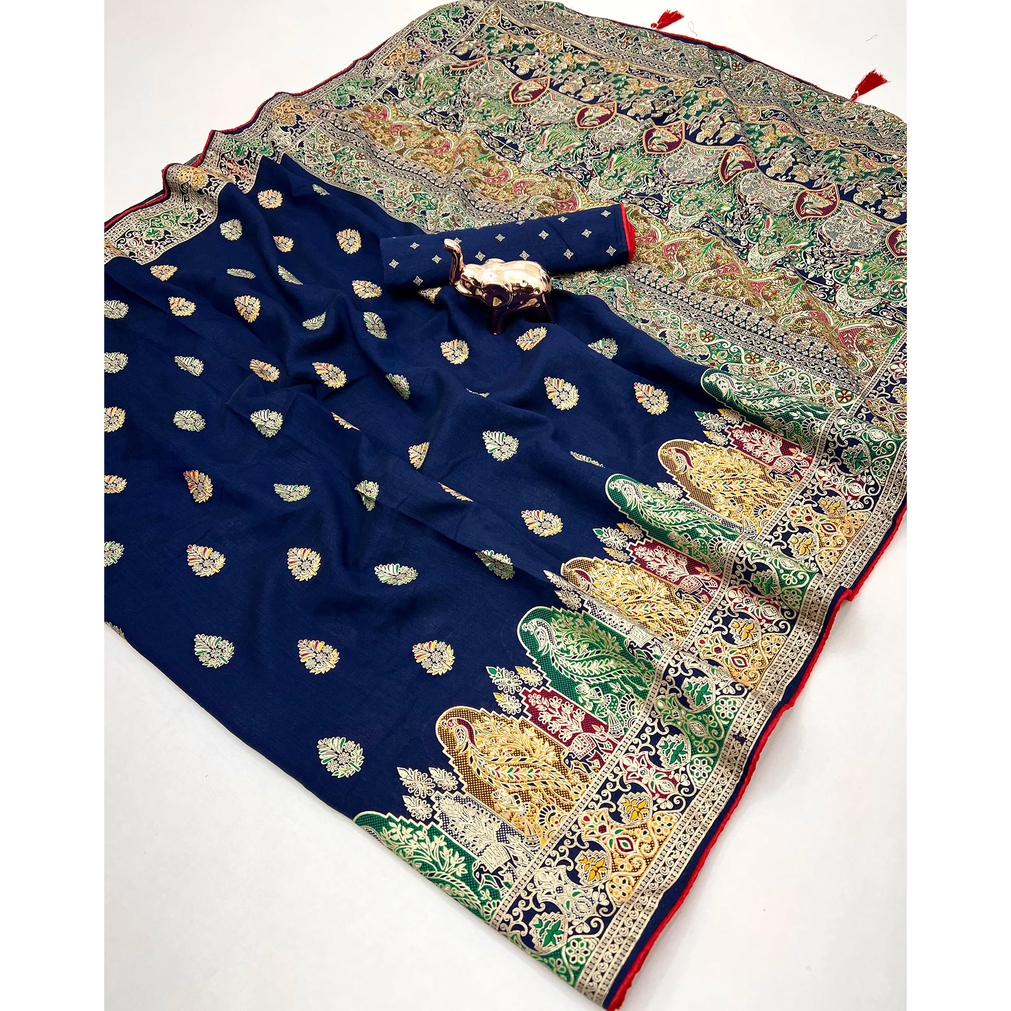 Blue Luxury Pure Silk Saree Crafted With Floral Meenakari Foil Print & Trendy Tassel Pallu - Image 3
