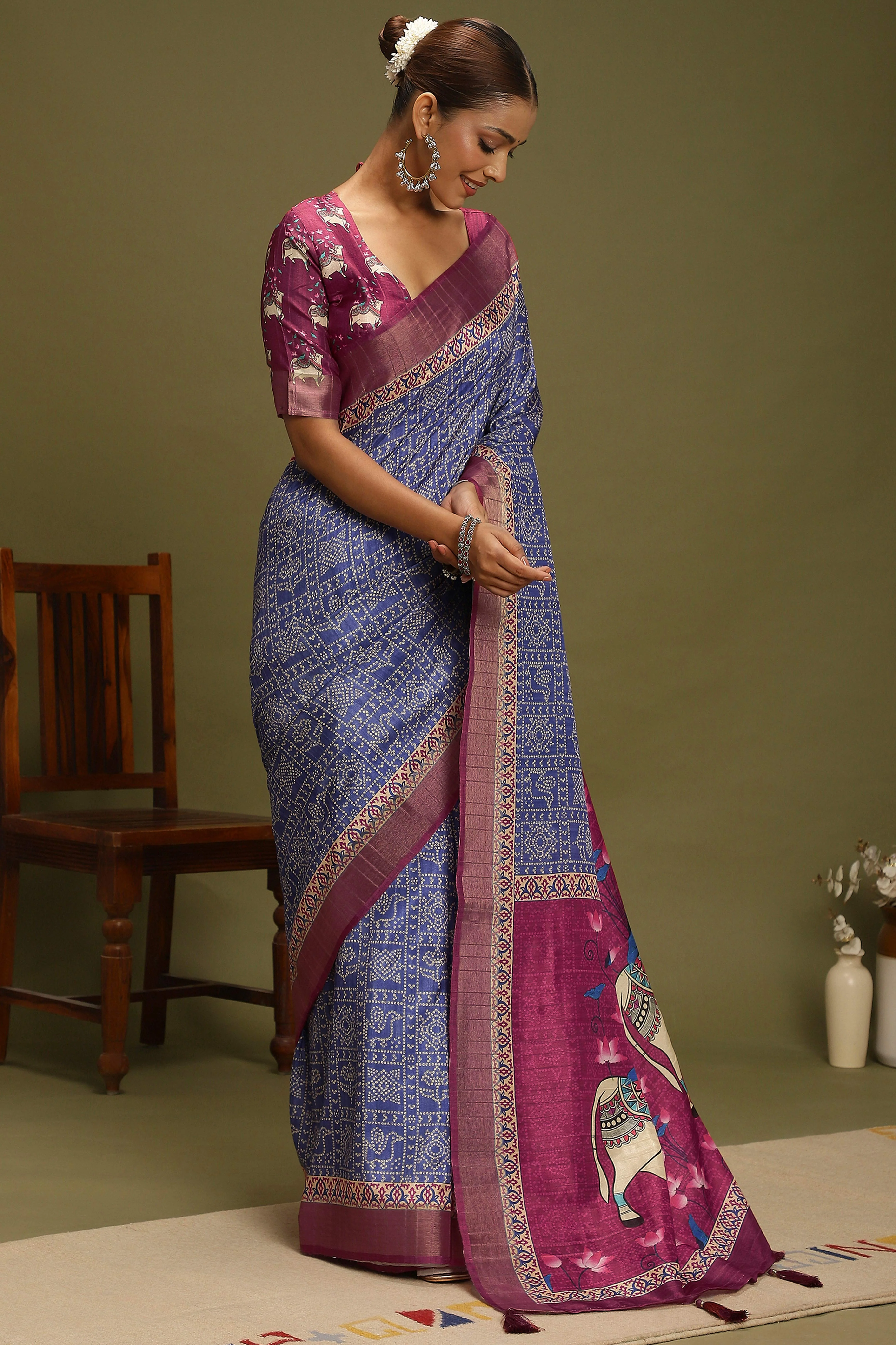 Blue Silk Blend Saree Decorated with Vibrant Bandhani Prints and Festive Detailing - Image 4