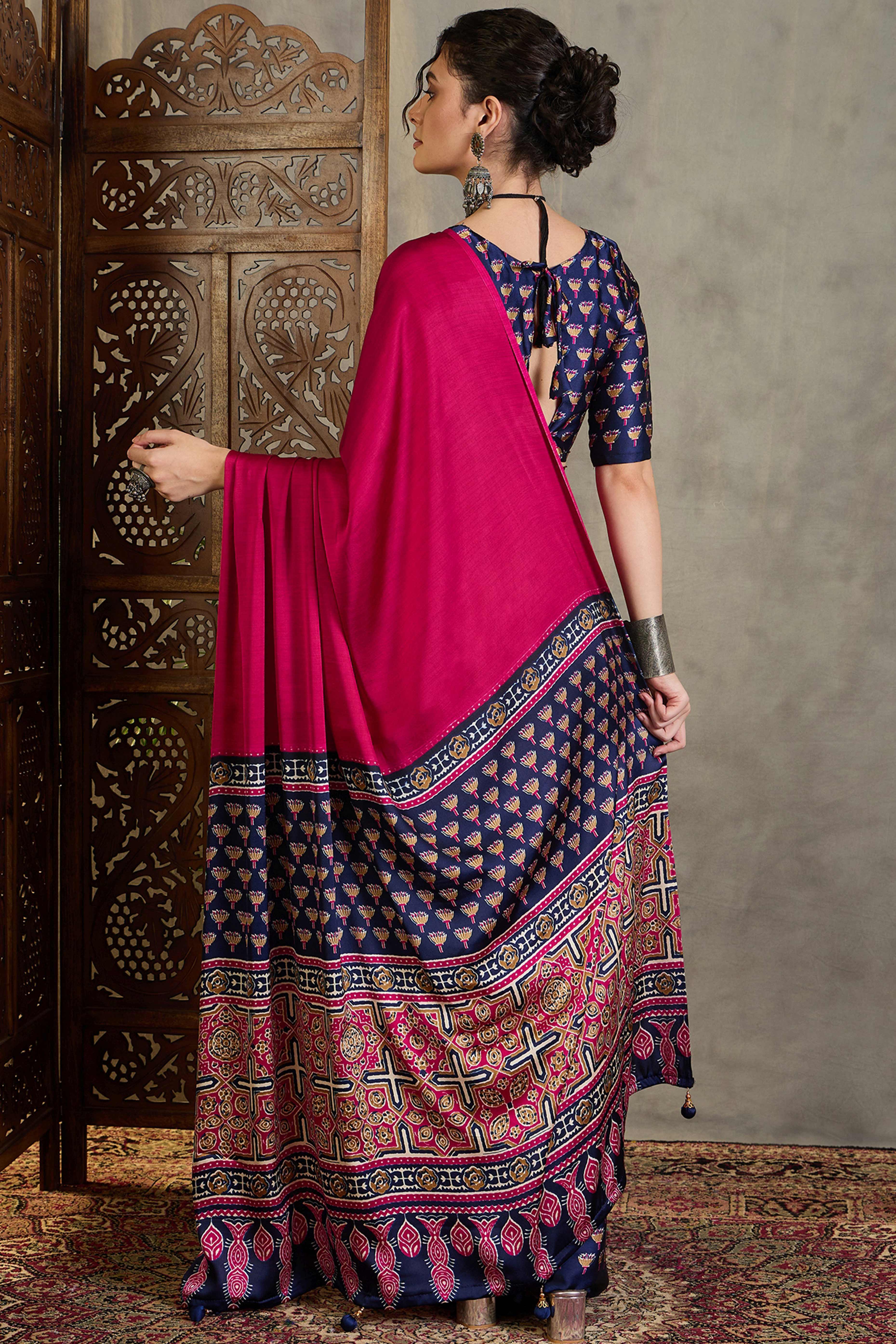 Blue Solid Modal Satin Saree Highlighted with Classic Ajrakh Pallu Design - Image 5