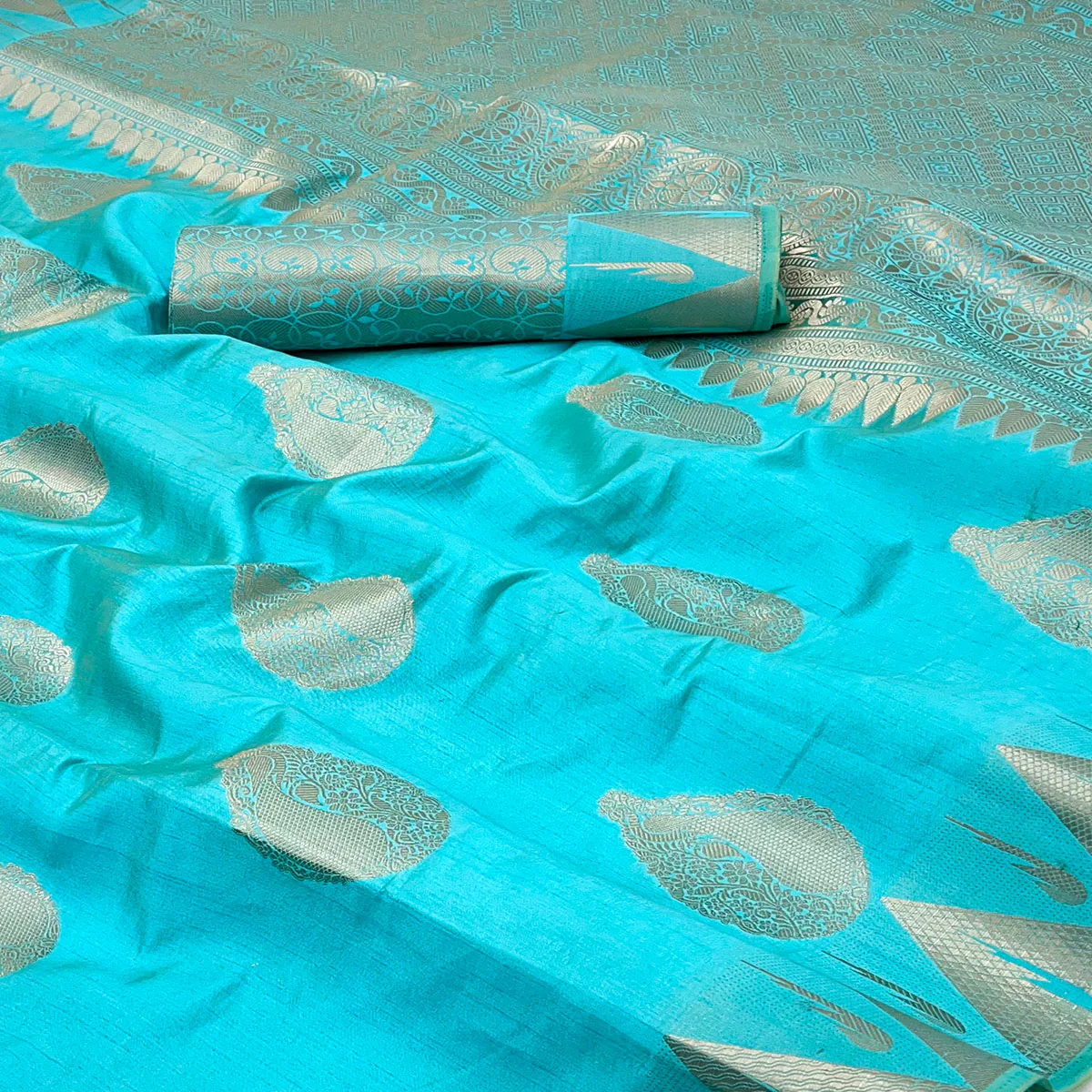 Blue Tusser Cotton Silk Saree With Floral Zari Weaving & Tassel Pallu - Image 2