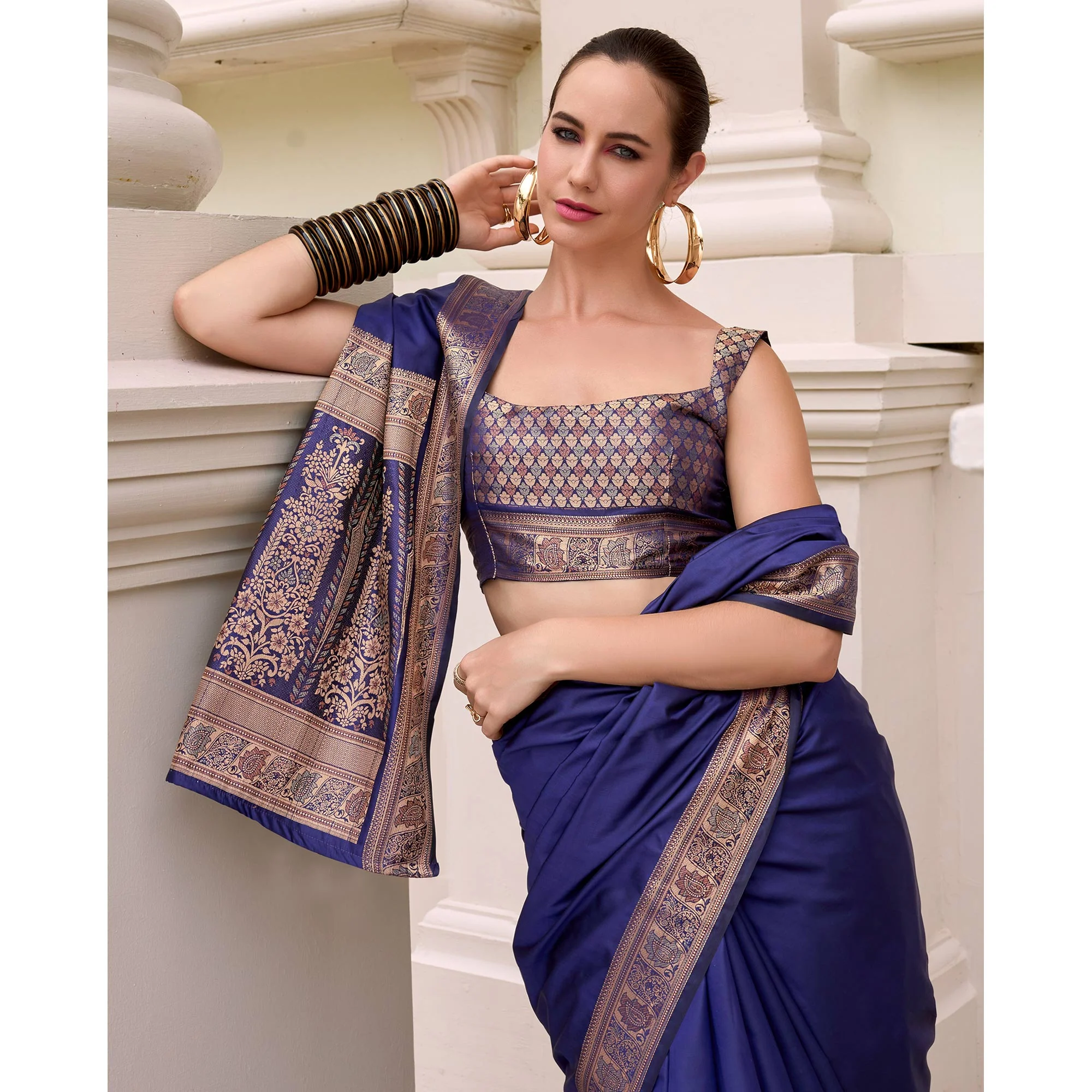 Blue Woven Banarasi Silk Saree With Zari Border - Image 4