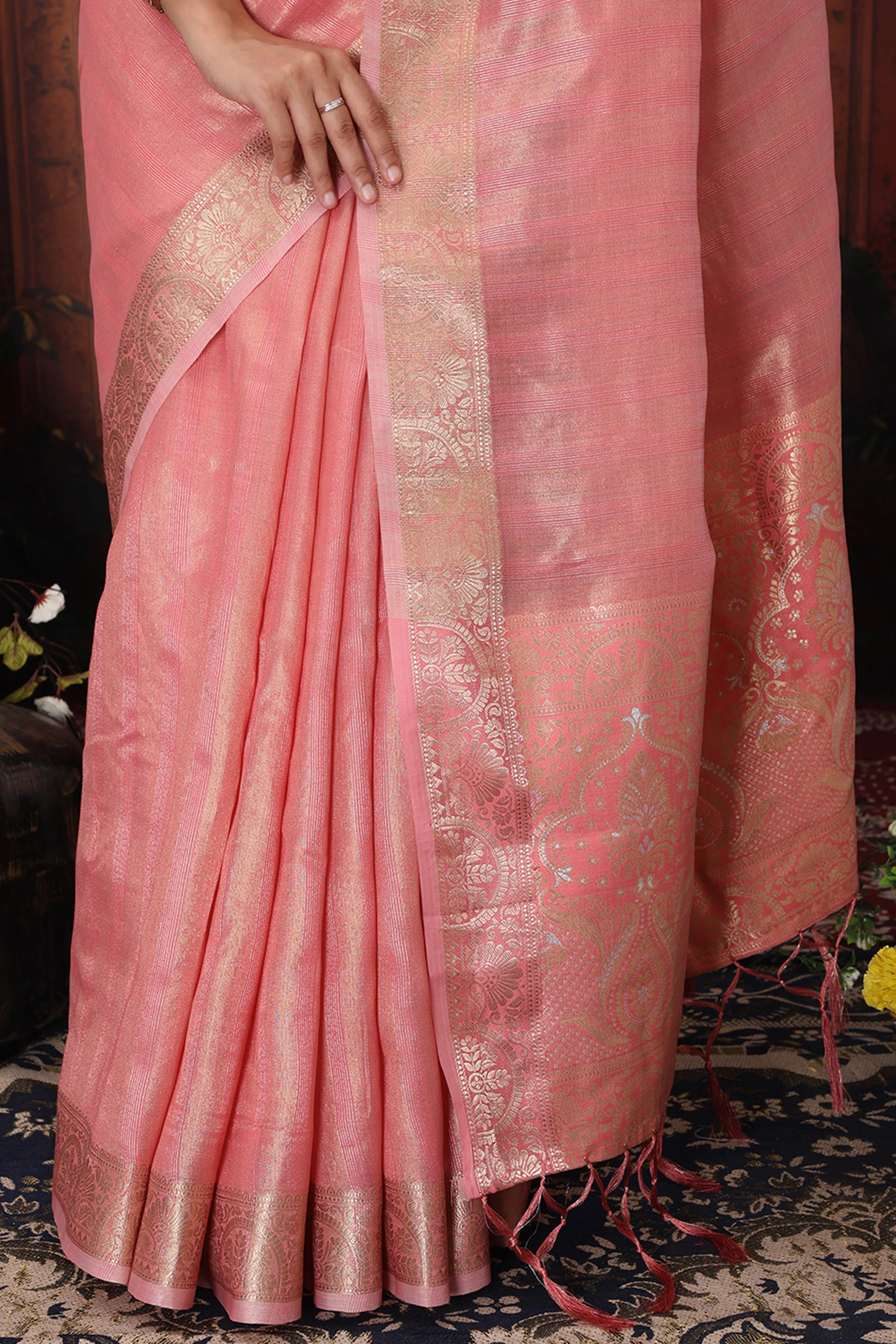 Blush Pink Organza Saree Adorned With Floral Zari Weaving & Graceful Tassel Pallu - Image 9