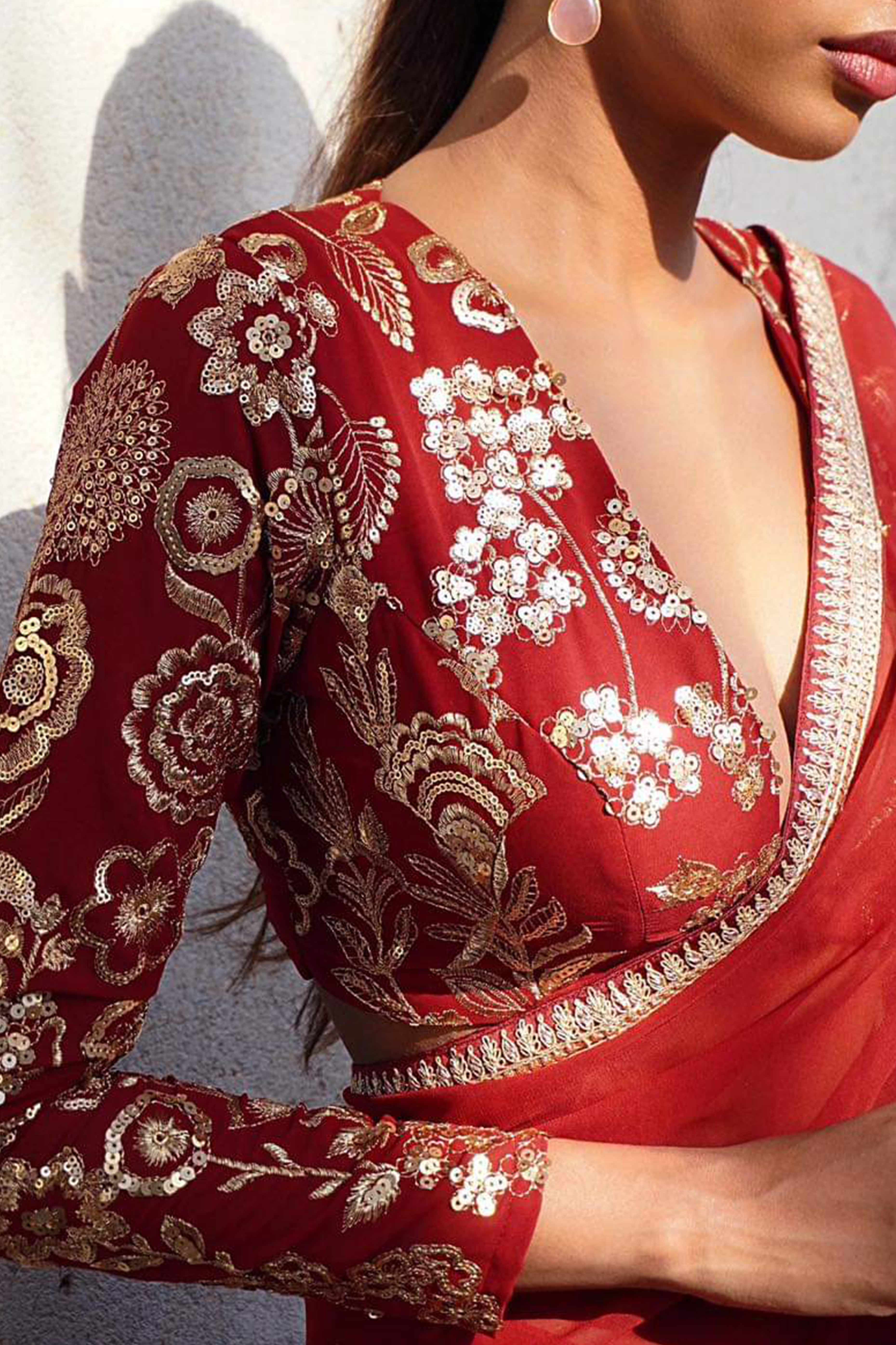 Bold Red Solid Pattern Georgette Saree with Embellished Lace Trim - Image 6