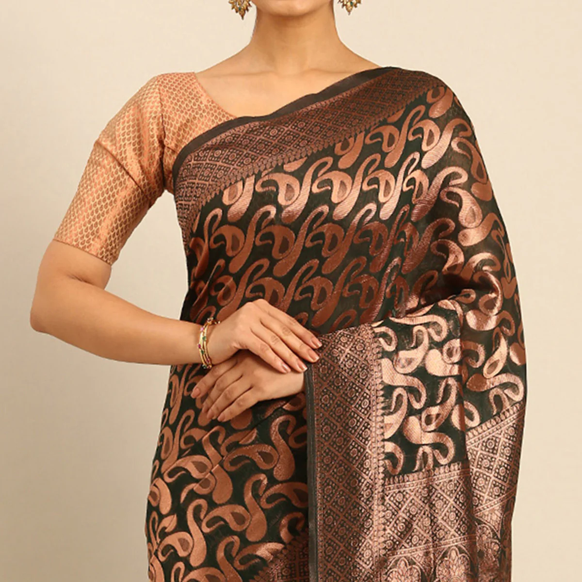 Bottle Green Floral Woven Cotton Silk Saree - Image 3